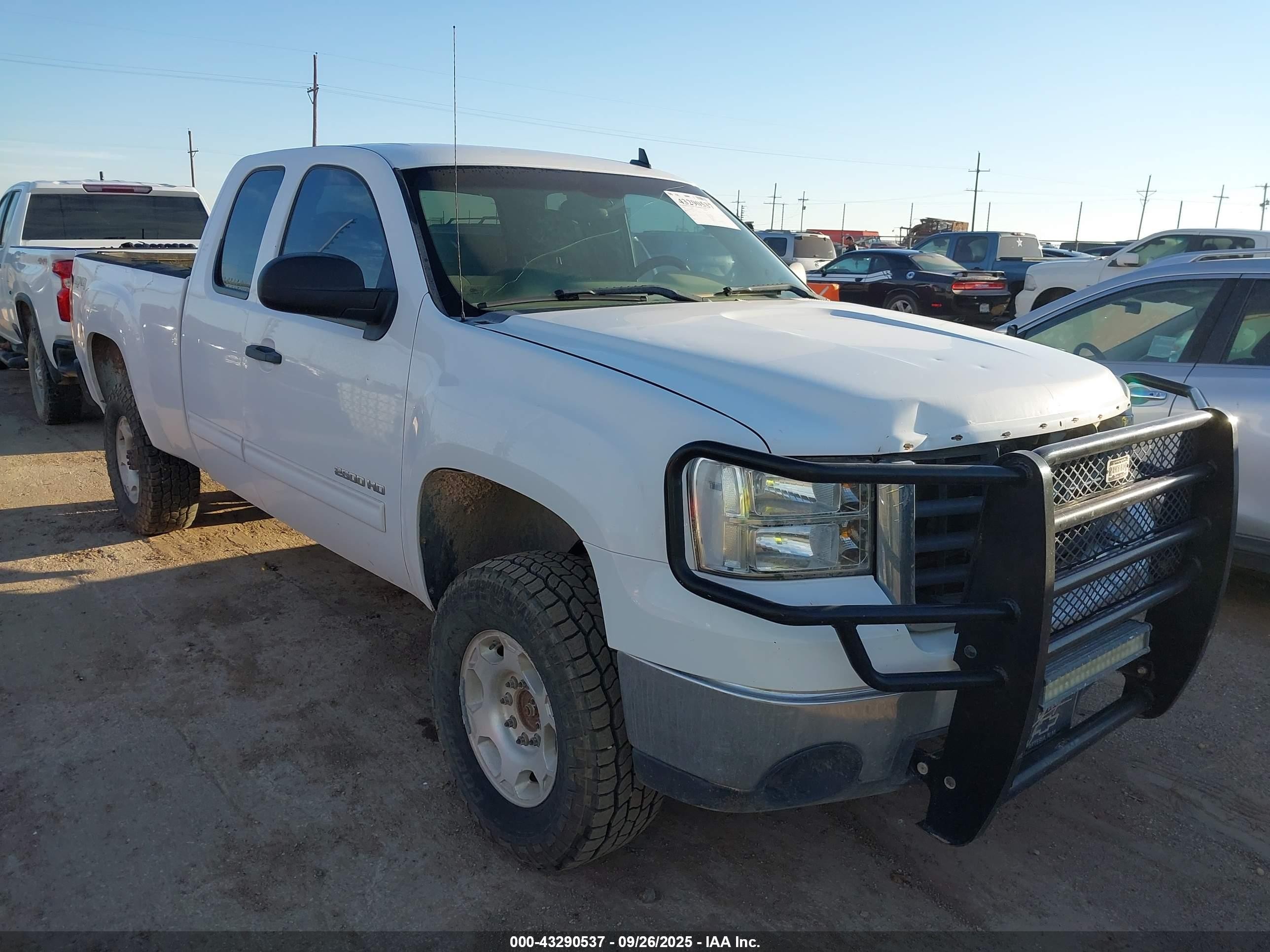 2010 GMC Sierra 2500HD SLE, VIN 1GT5K0BG3AZ271299 — Hail