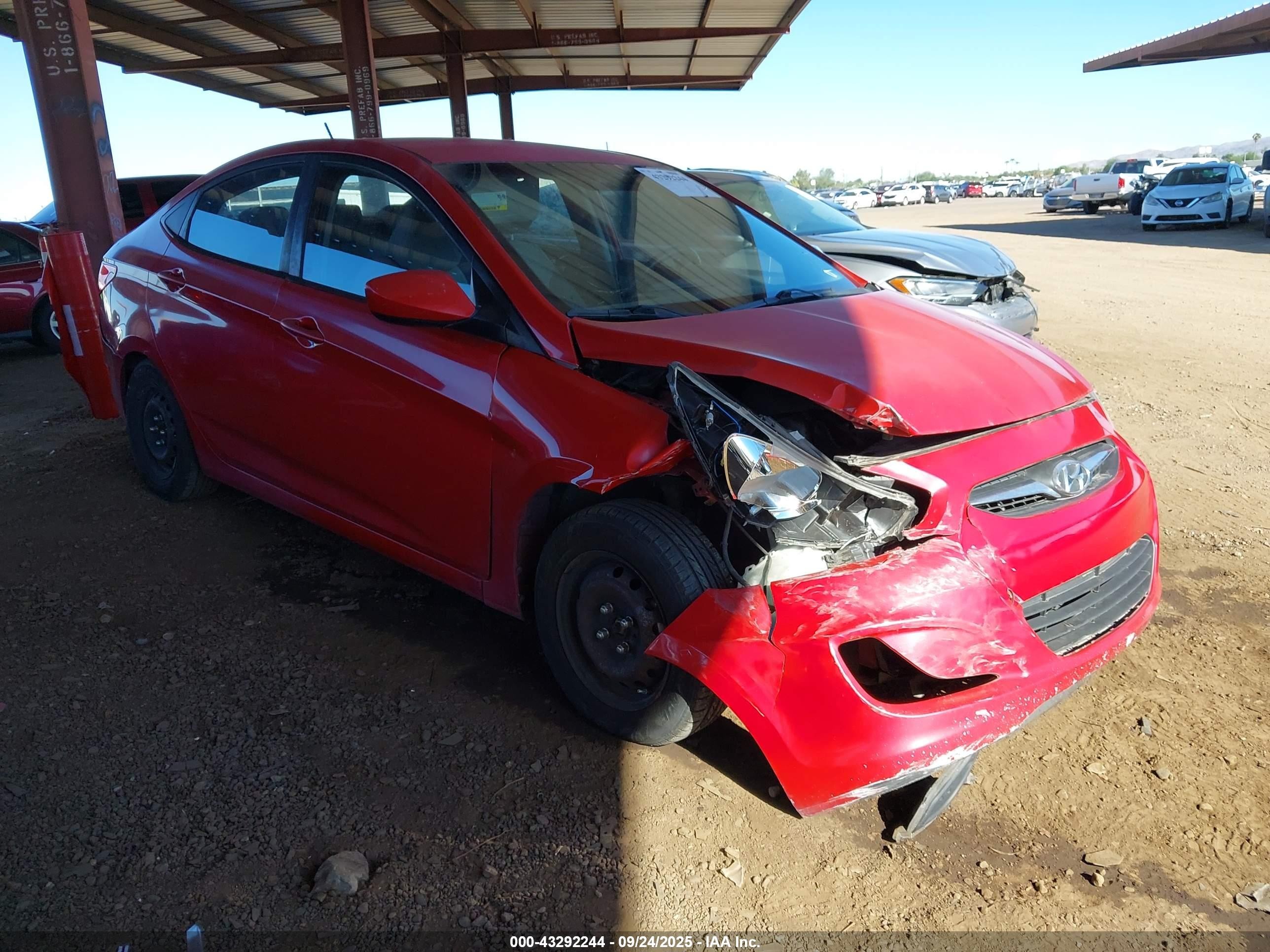 2013 Hyundai Accent GLS, VIN KMHCT4AE9DU537112 — Front end