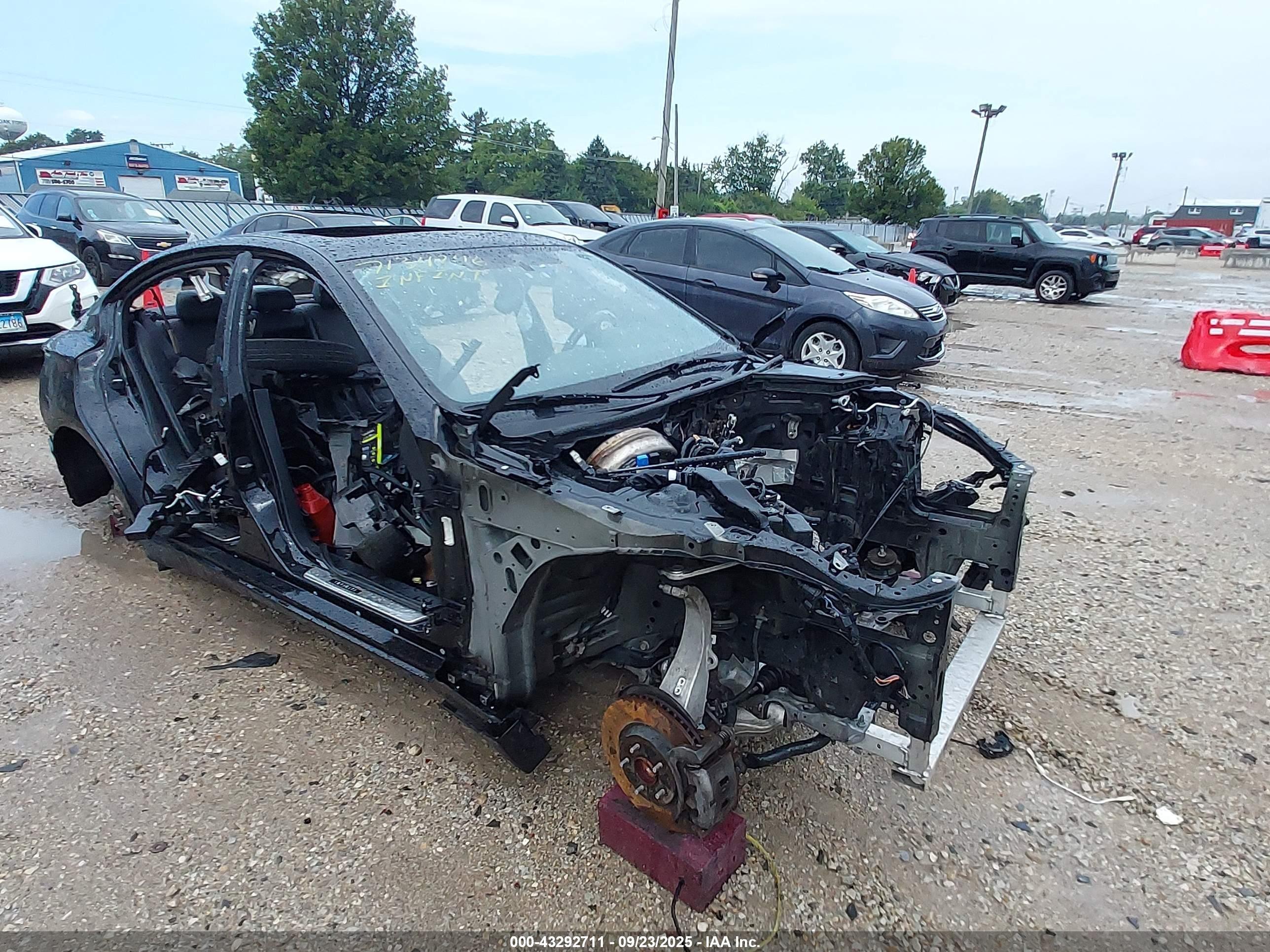 2019 Infiniti Q50 Luxe, VIN JN1EV7AR1KM555437 — Stripped