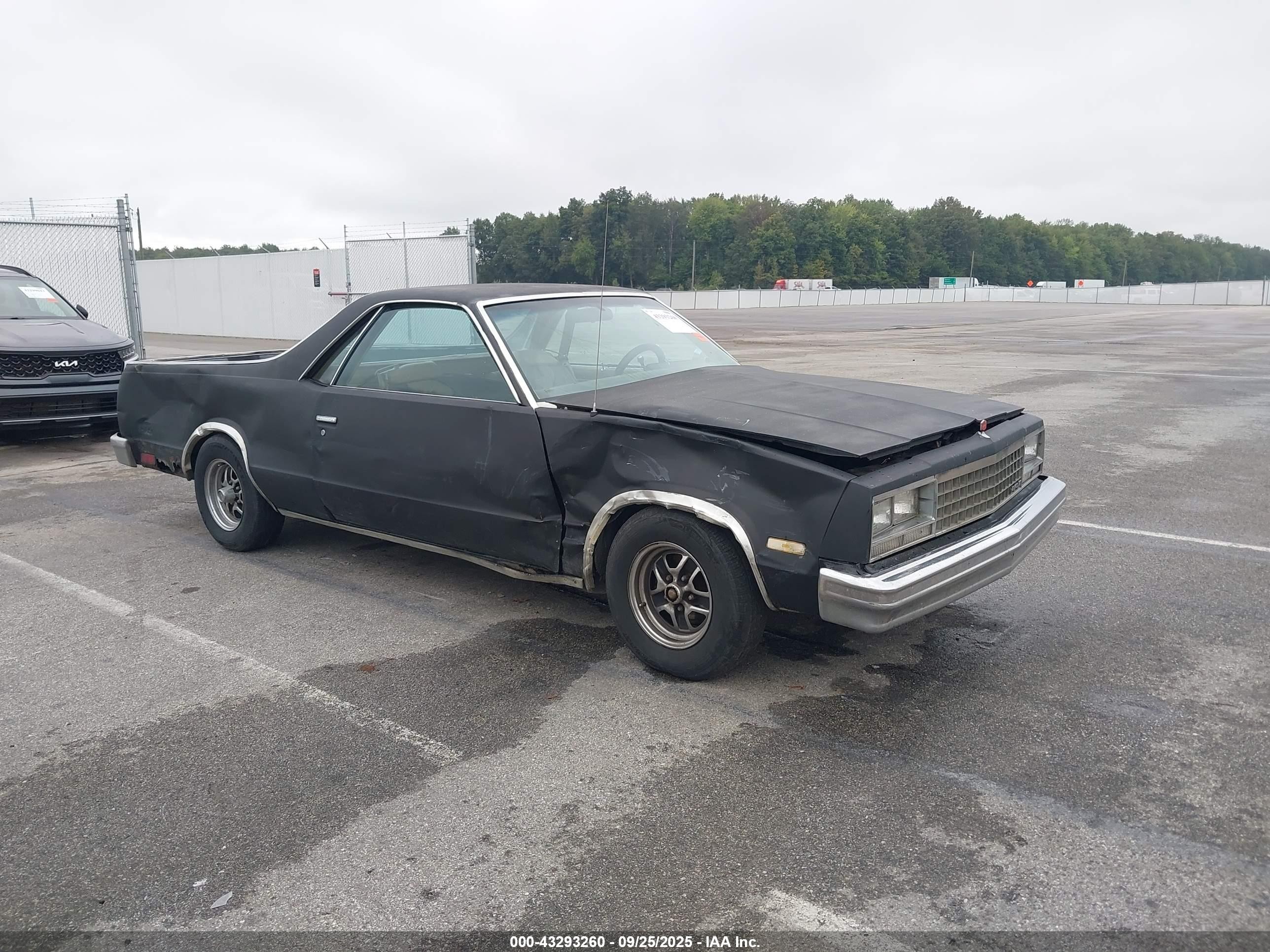 1982 Chevrolet El Camino, VIN 1GCCW80K5CR171015 — Side