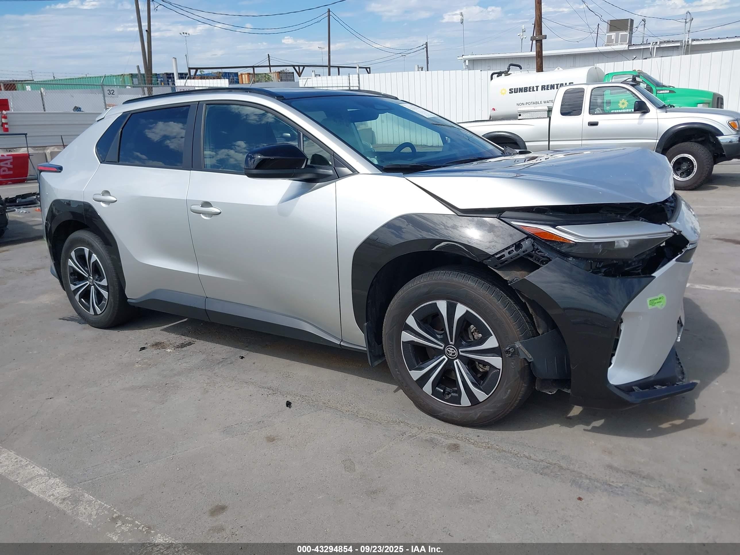 2023 Toyota bZ4X XLE, VIN JTMABACAXPA029213 — Front end