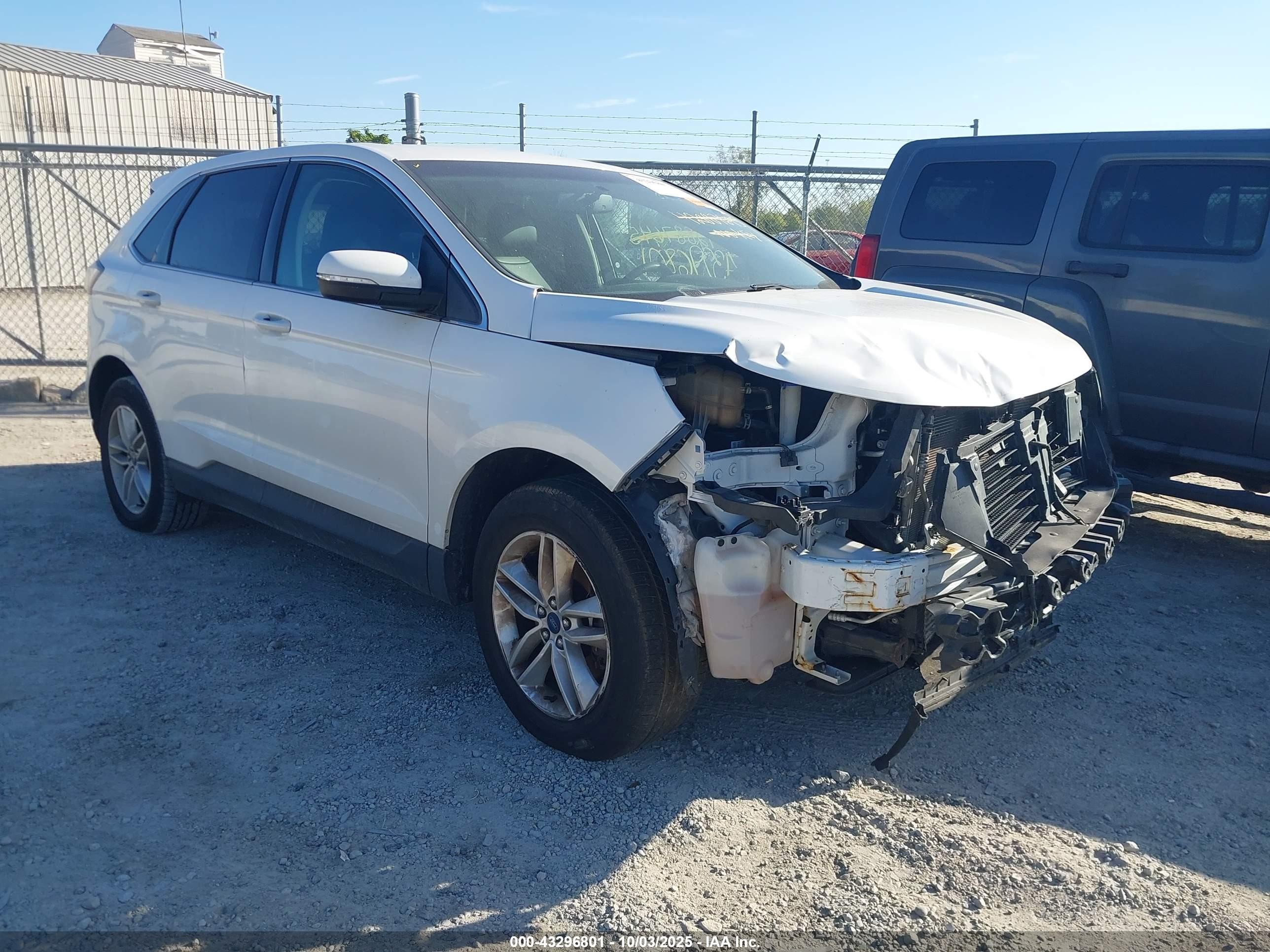 2017 Ford Edge SEL, VIN 2FMPK4J9XHBC62286 — Front end