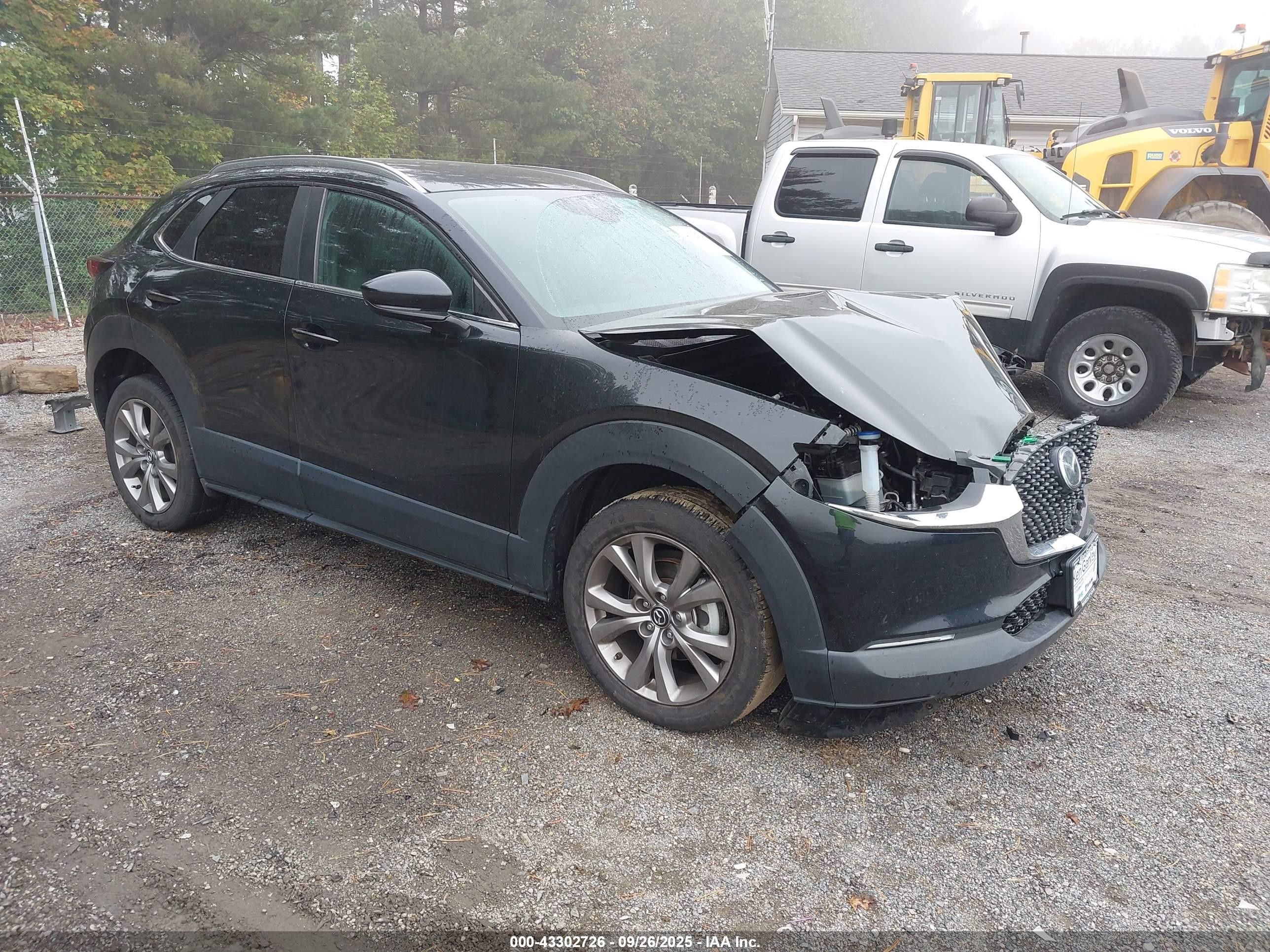 2022 Mazda CX-30 S Select, VIN 3MVDMBBL8NM444240 — Front end