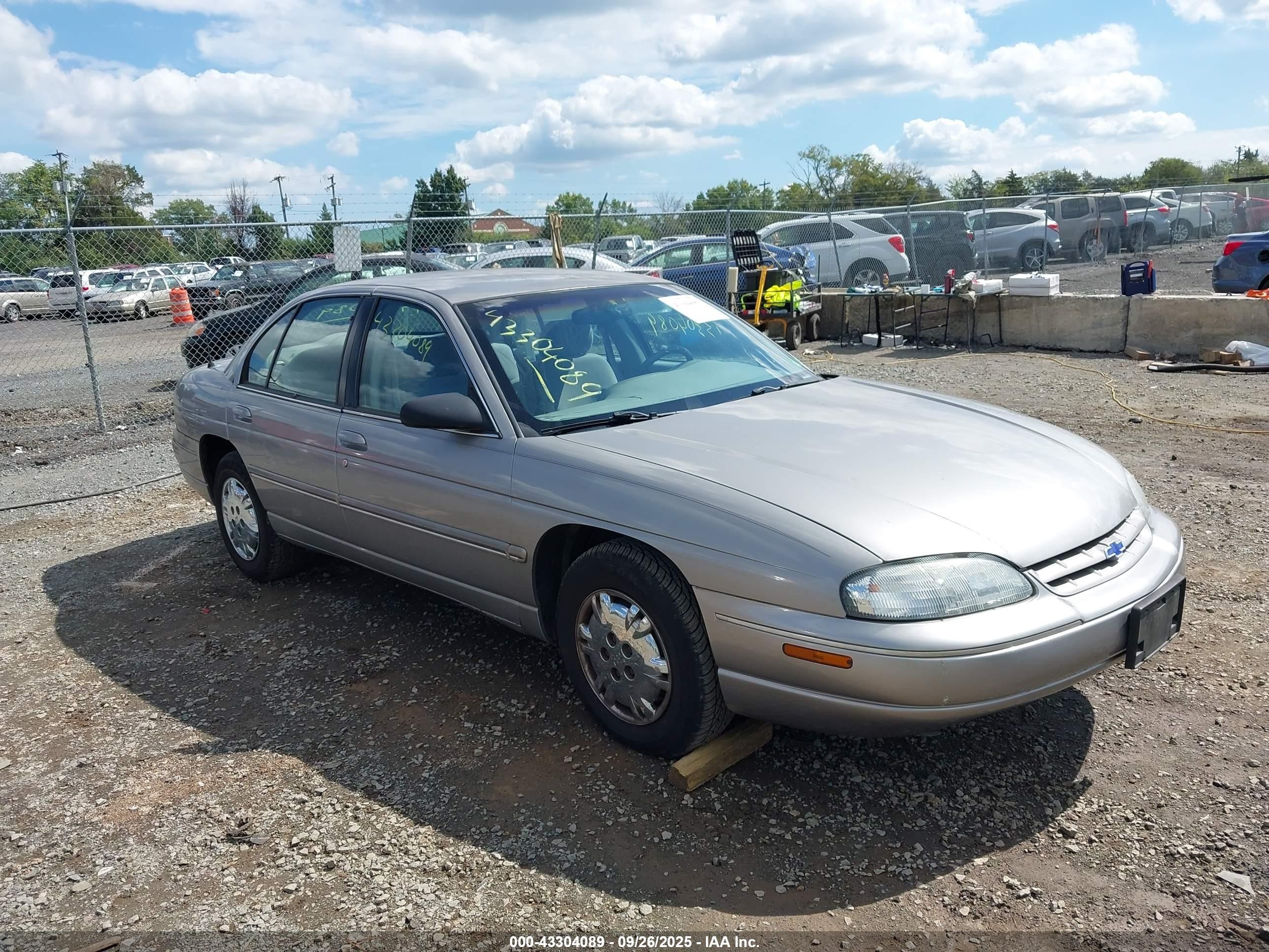 1996 Chevrolet Lumina, VIN 2G1WL52M5T1119727 — Rear end