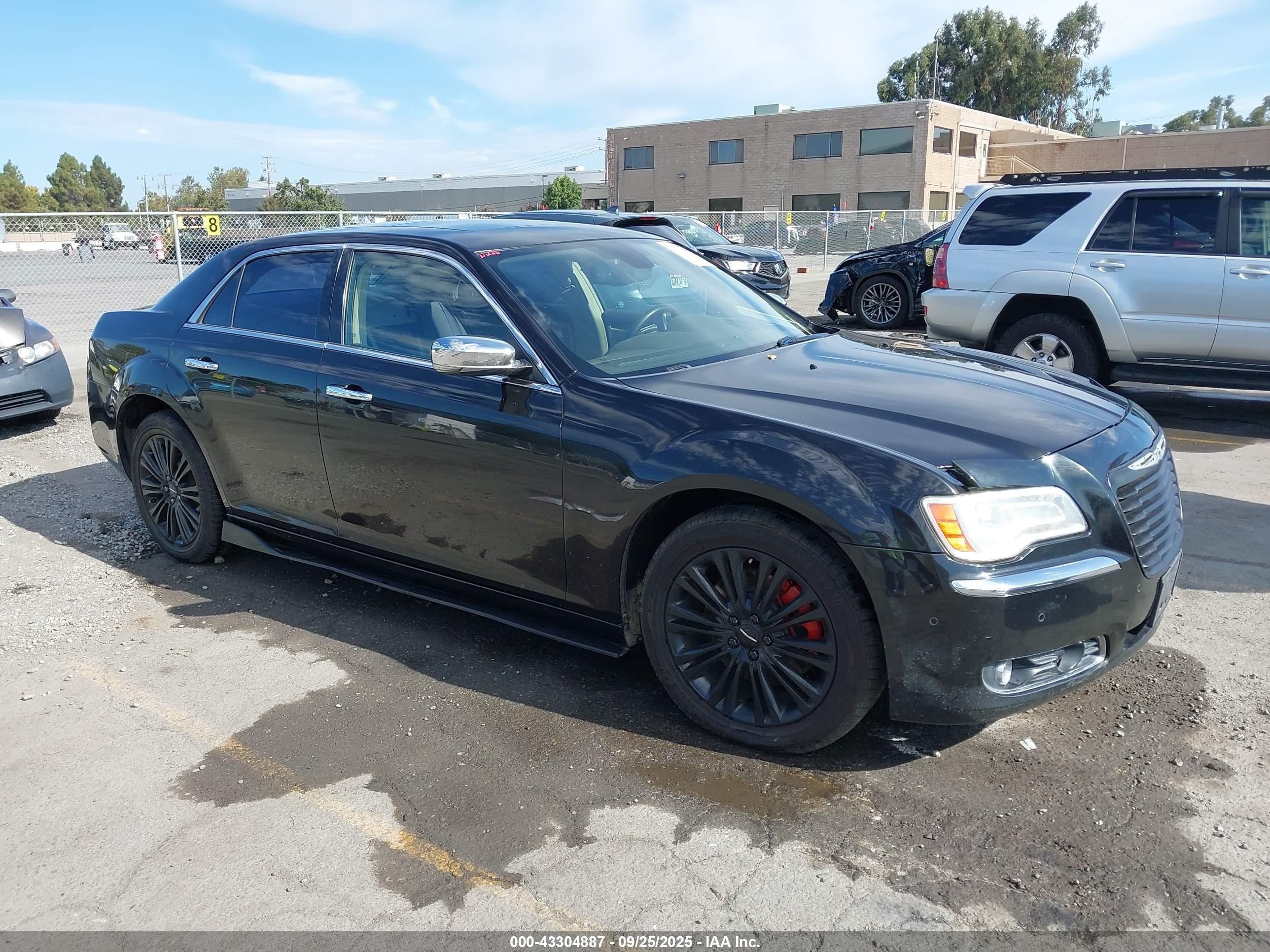 2011 Chrysler 300 C, VIN 2C3CK6CT1BH523966 — Фото с аукциона 1 of 11