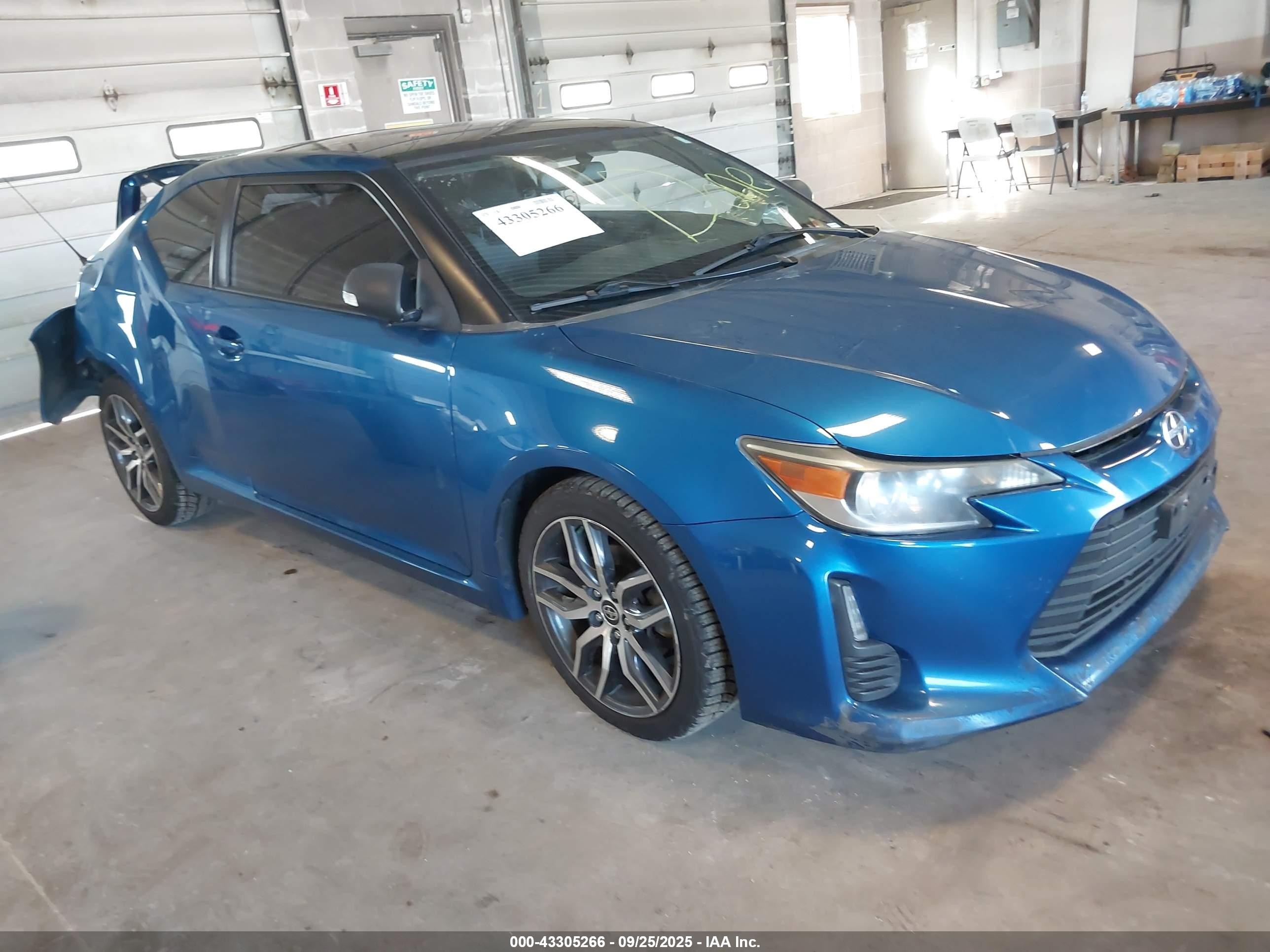 2014 Scion tC Monogram, VIN JTKJF5C75E3087837 — Rear end