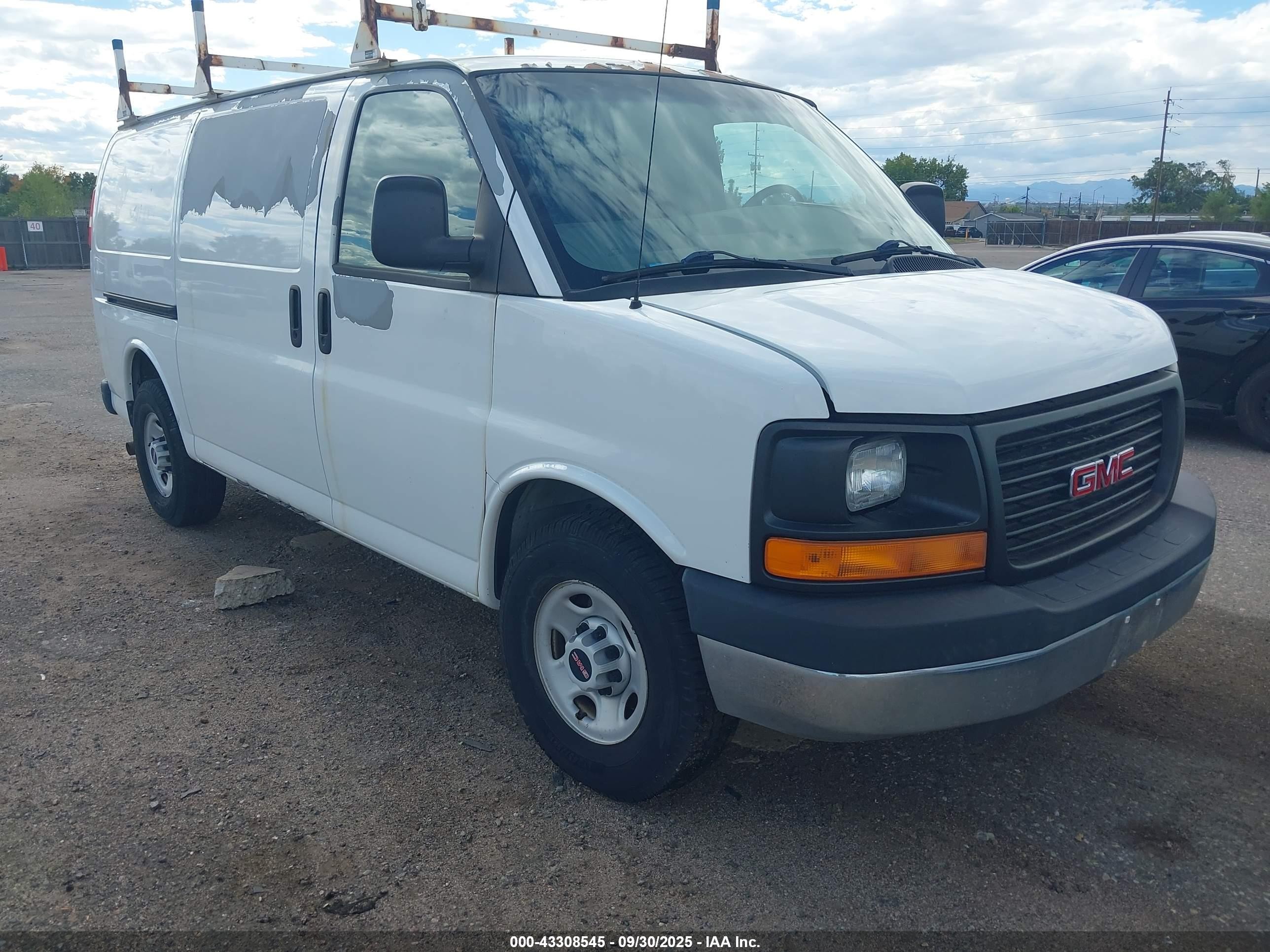 2008 GMC Savana, VIN 1GTGG25KX81119969 — Hail