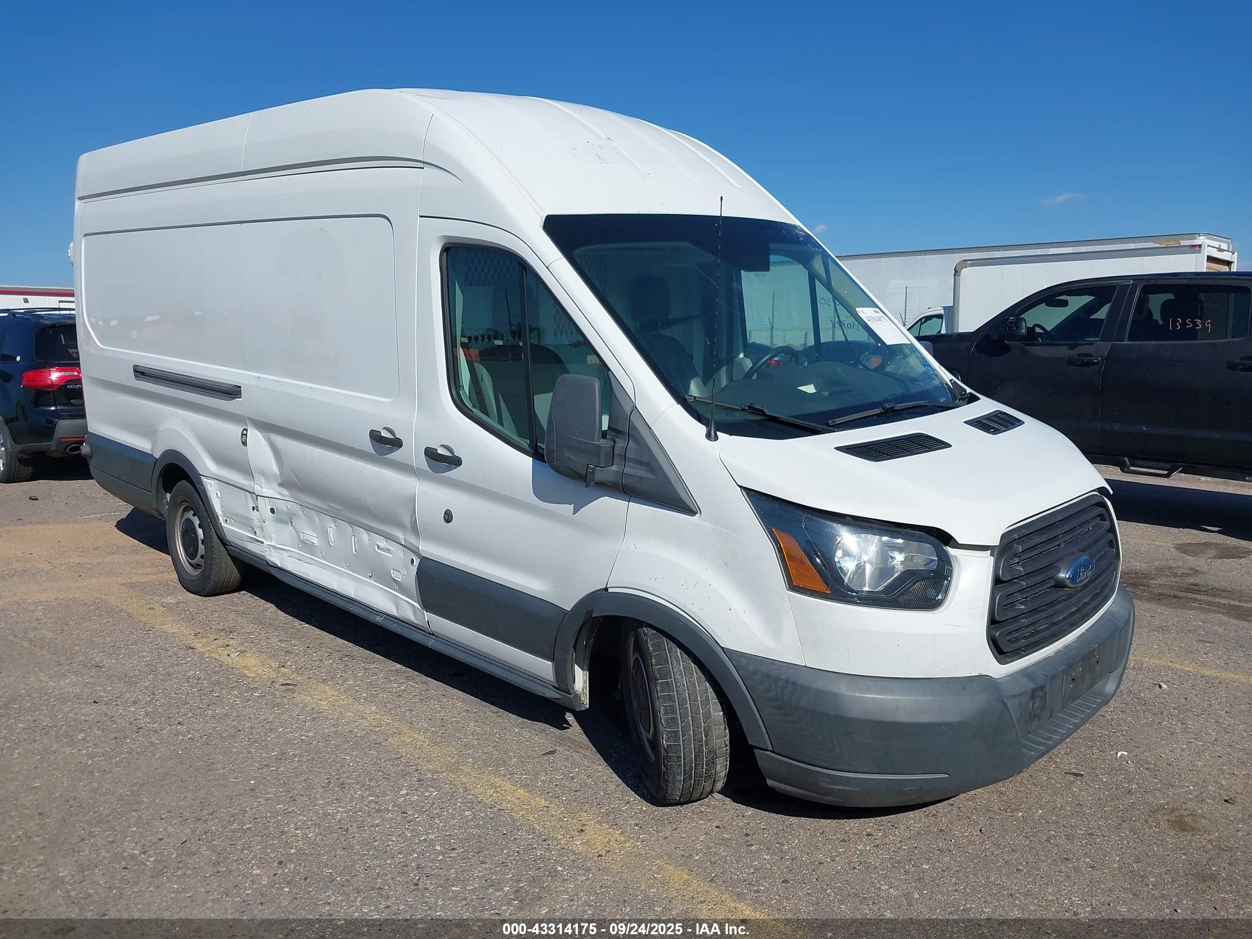2018 Ford Transit Cargo, VIN 1FTBW3XG4JKA31575 — Side