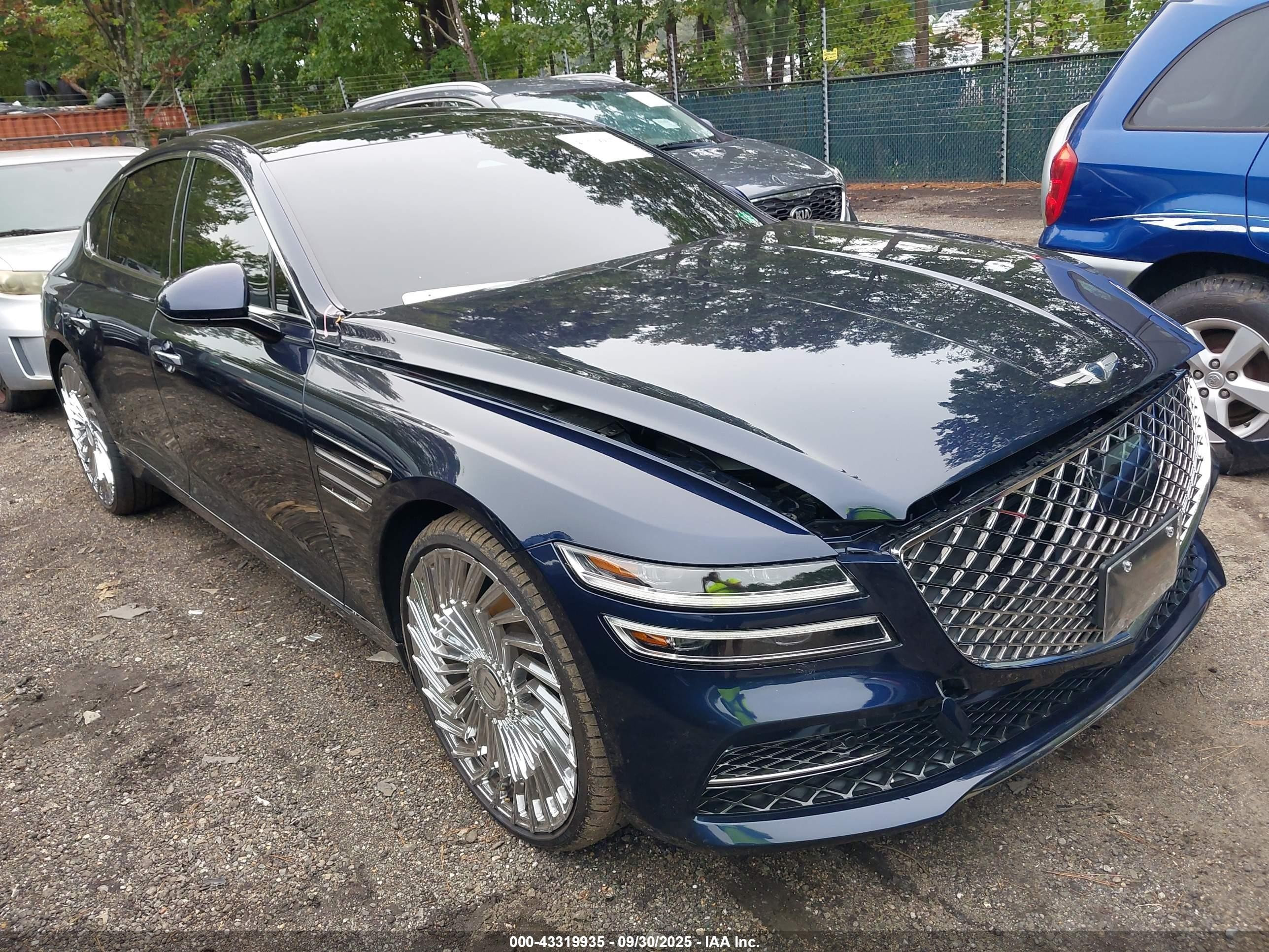 2023 Genesis G80 2.5T, VIN KMTGB4SCXPU196007 — Front end