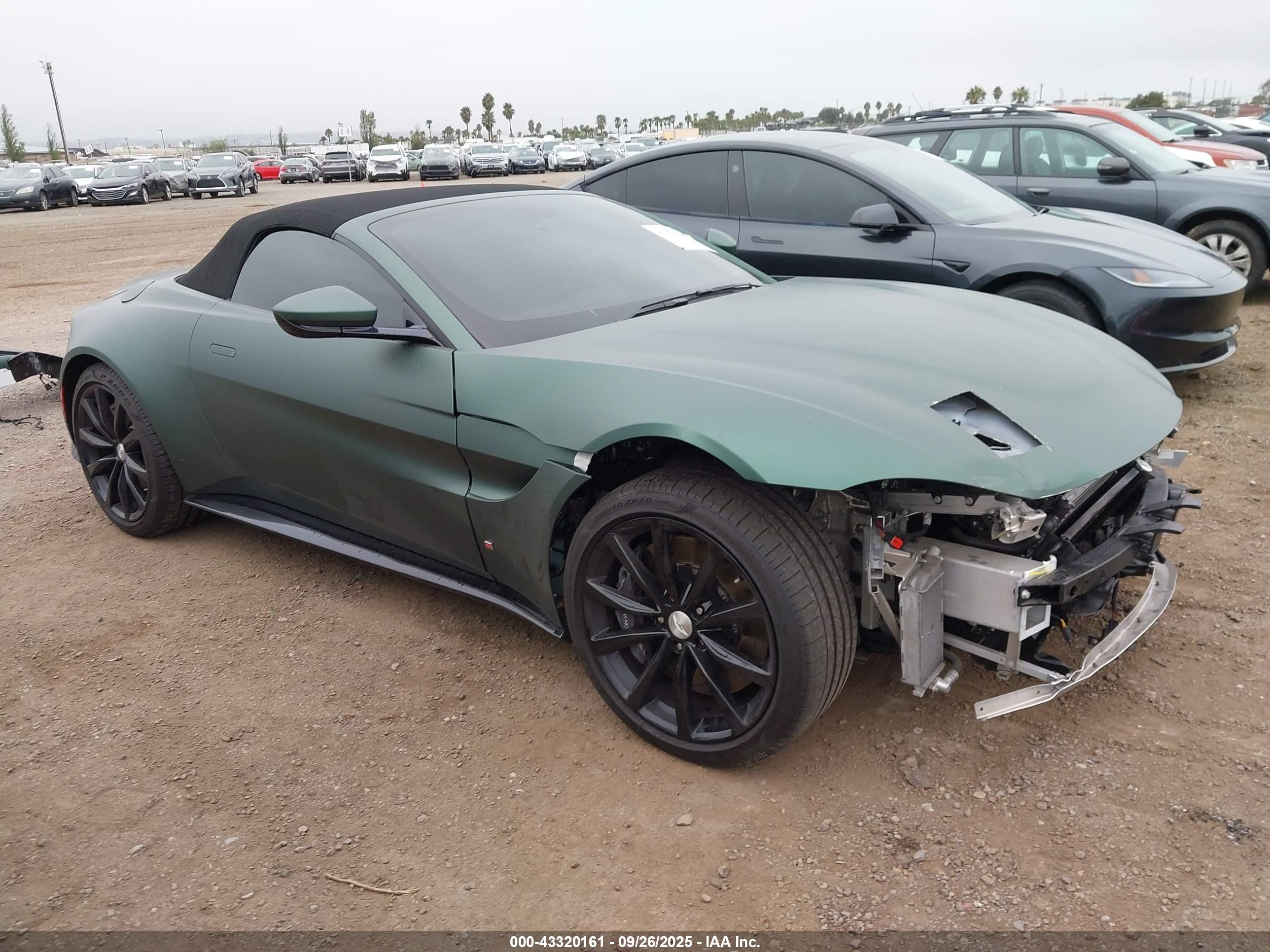 2021 Aston Martin Vantage, VIN SCFSMGBW7MGP05268 — Front end