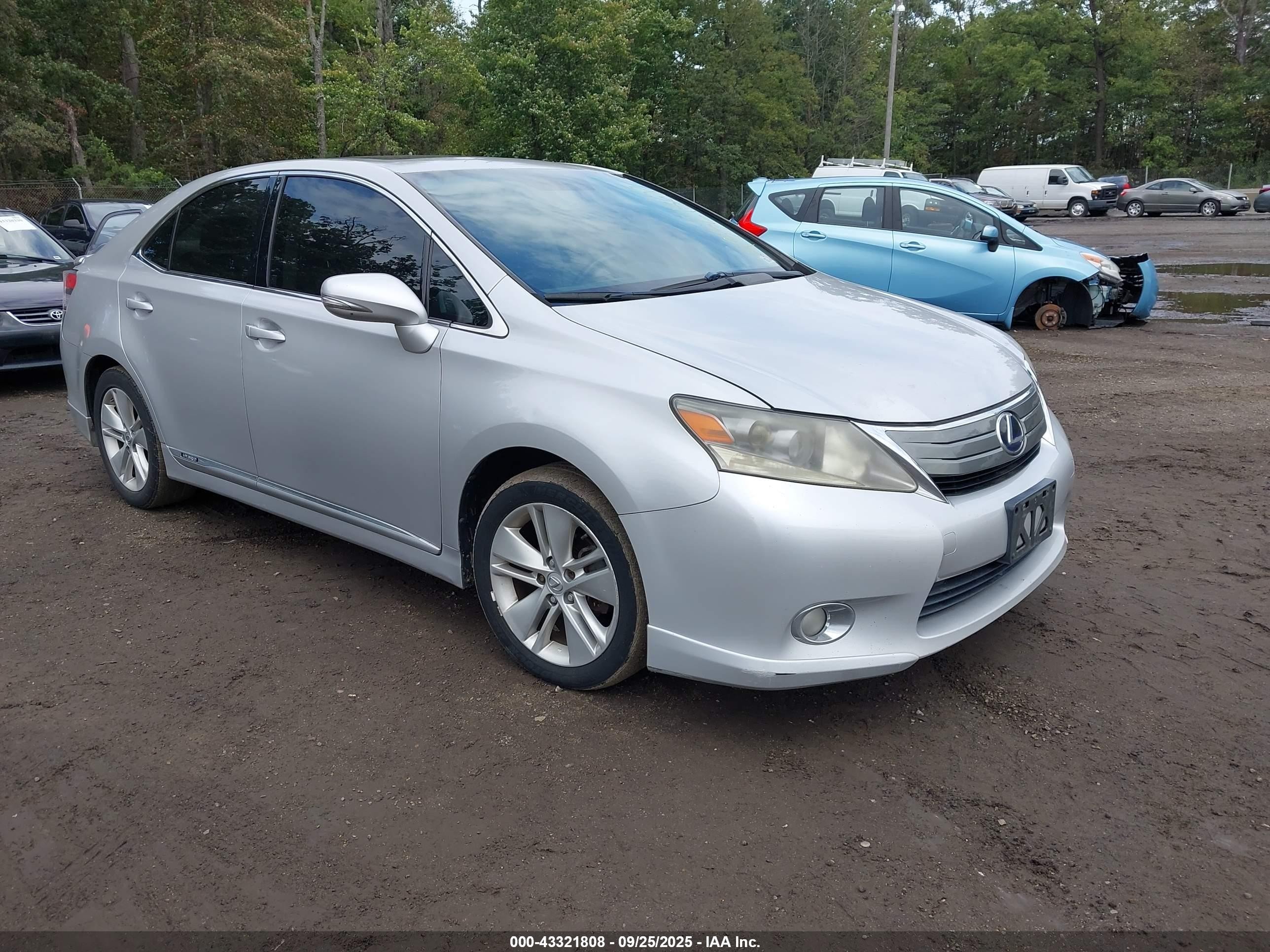 2011 Lexus HS 250h, VIN JTHBB1BA0B2044083 — Обычный износ