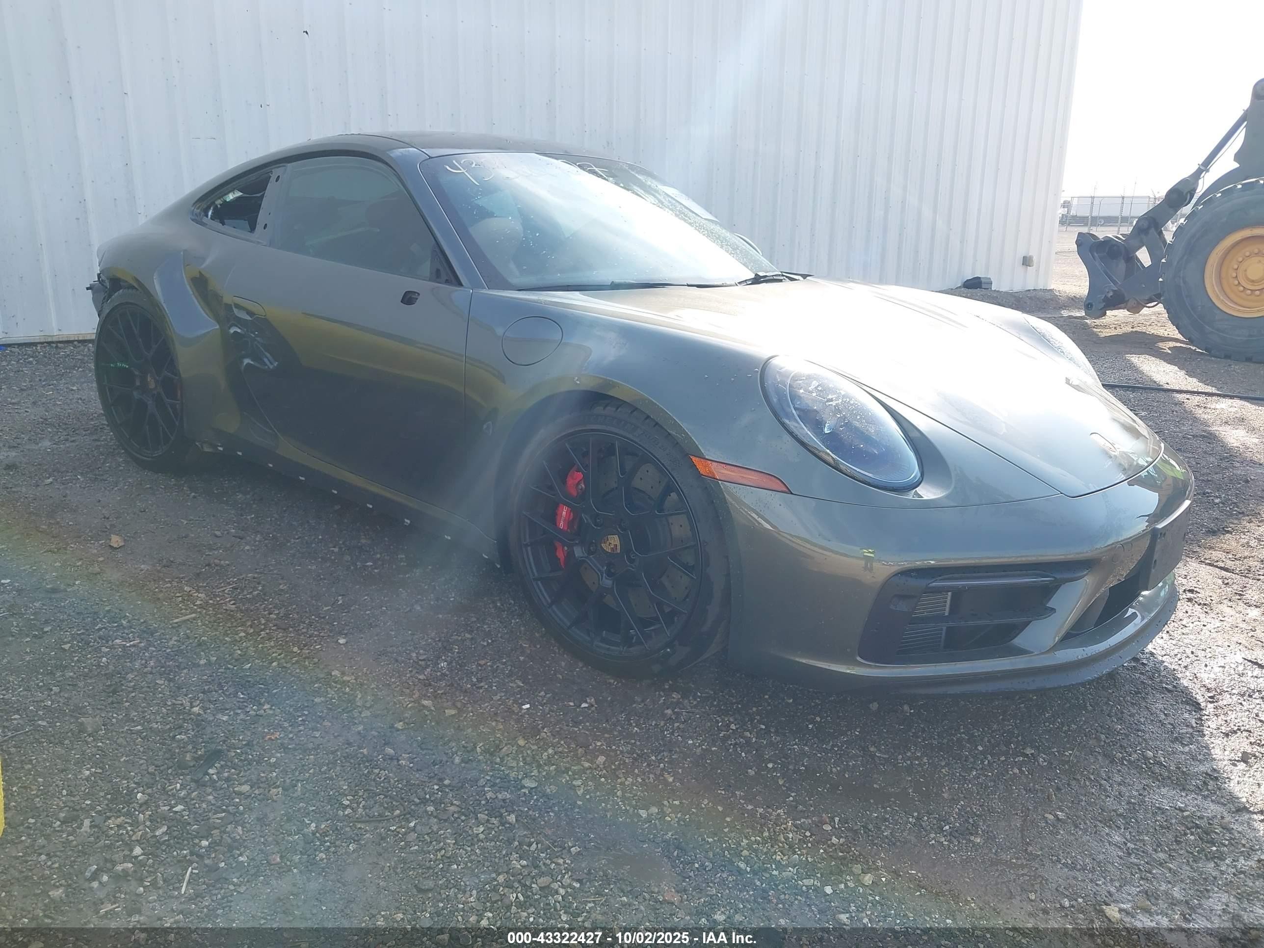 2023 Porsche 911 Carrera S, VIN WP0AB2A94PS220070 — Rear end