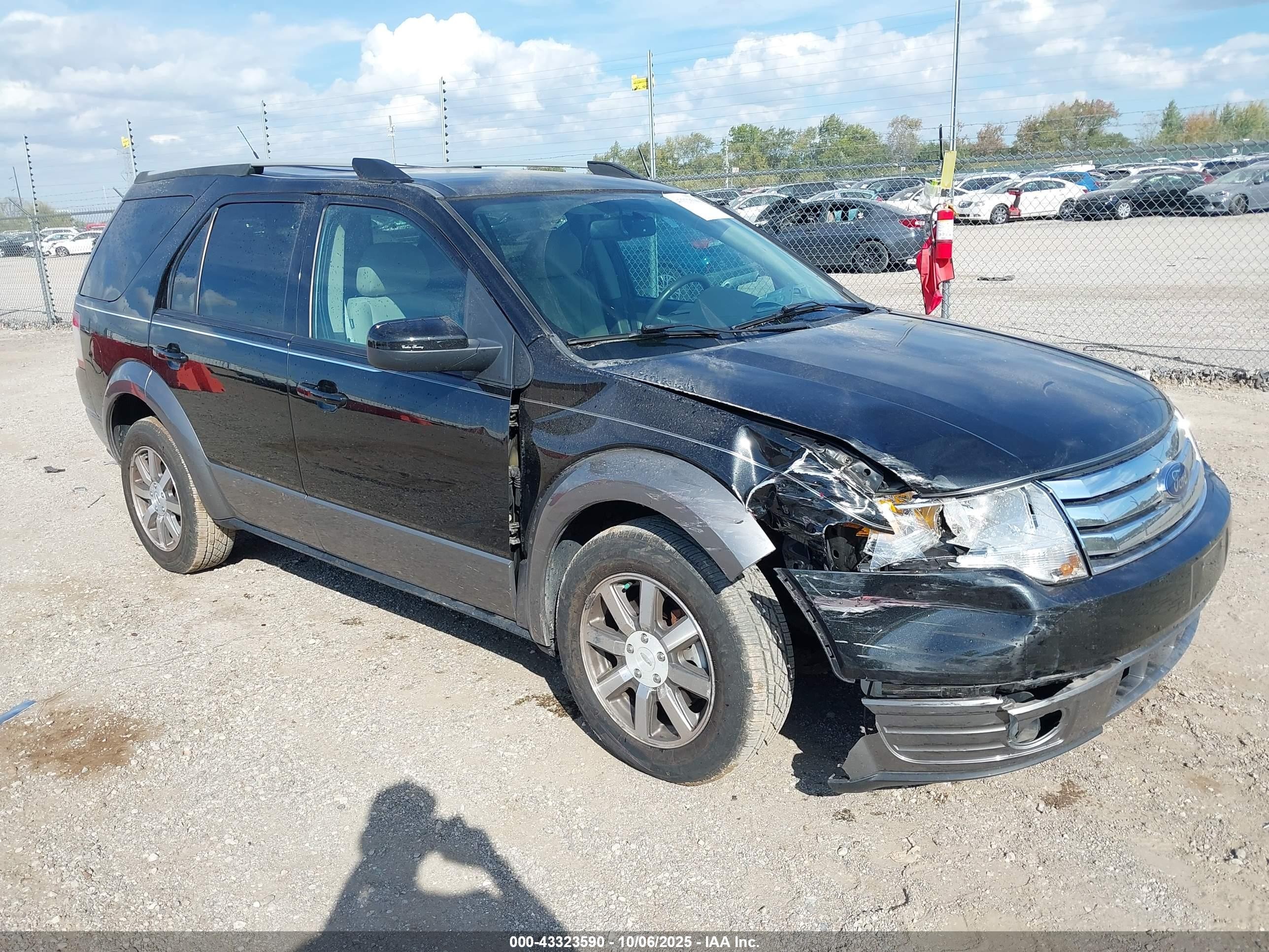 2009 Ford Taurus X SEL, VIN 1FMDK02W59GA04395 — Front end