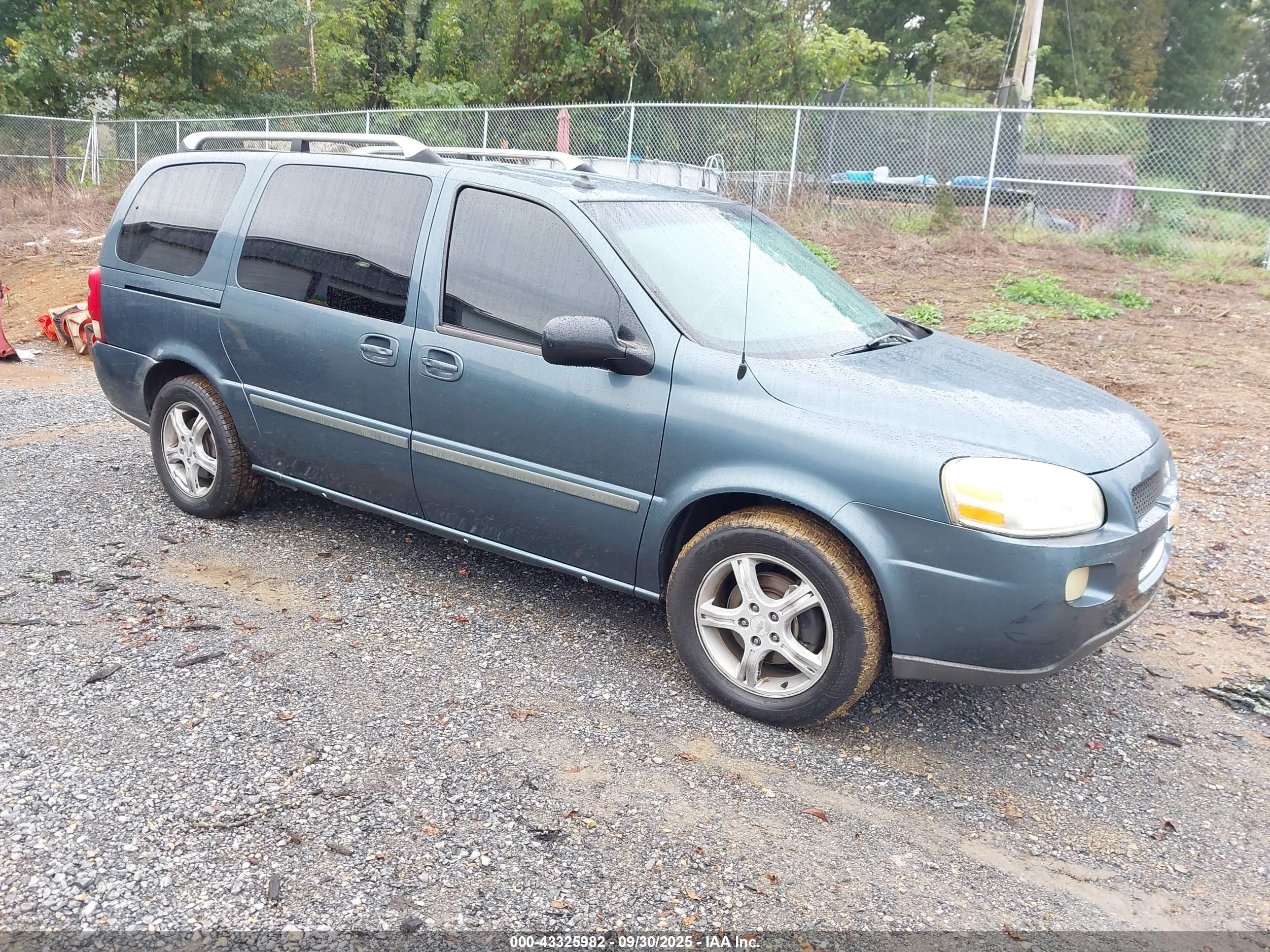 2005 Chevrolet Uplander LT, VIN 1GNDV33L35D164439 — All over