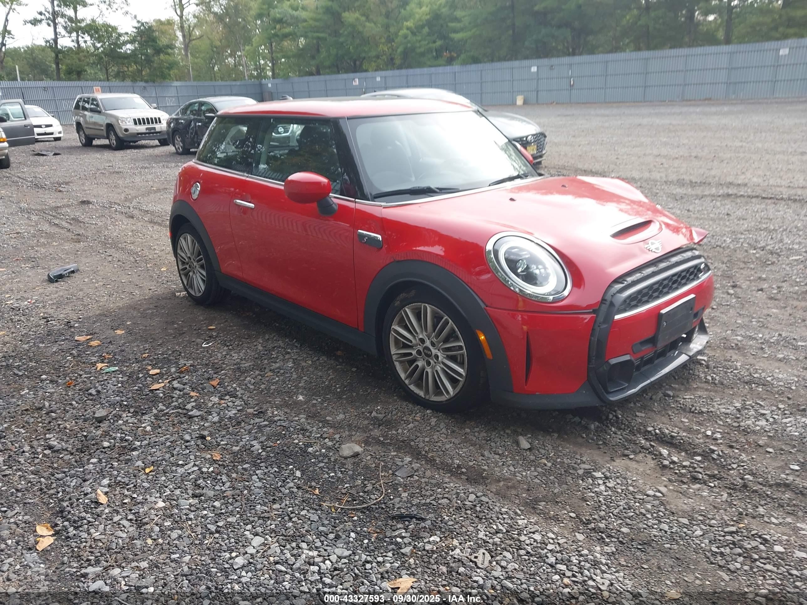 2024 MINI Hardtop Cooper S, VIN WMW53DH06R2U96882 — Фото с аукциона