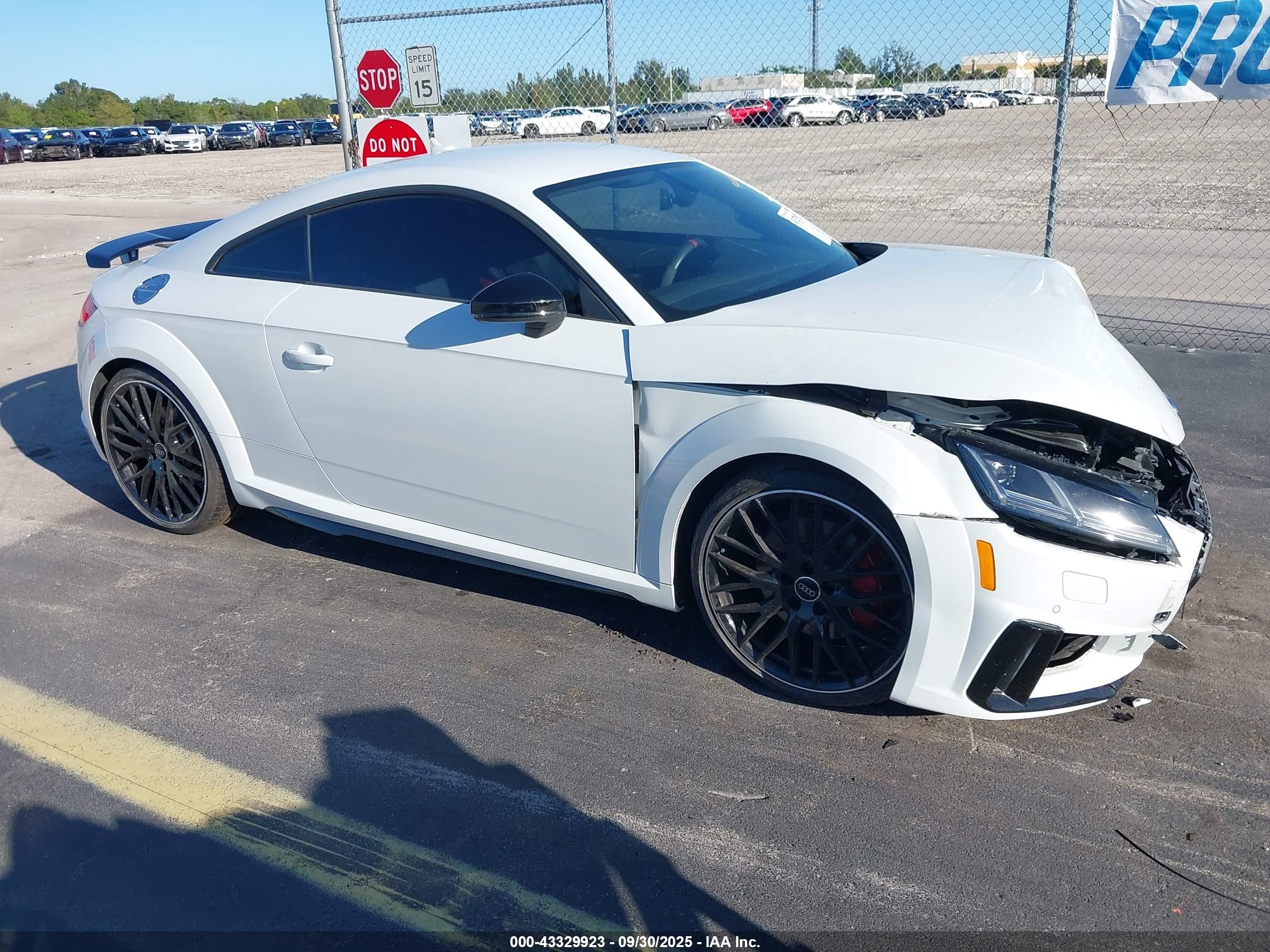 2021 Audi TTS, VIN TRUA1AFV5M1005145 — Front end