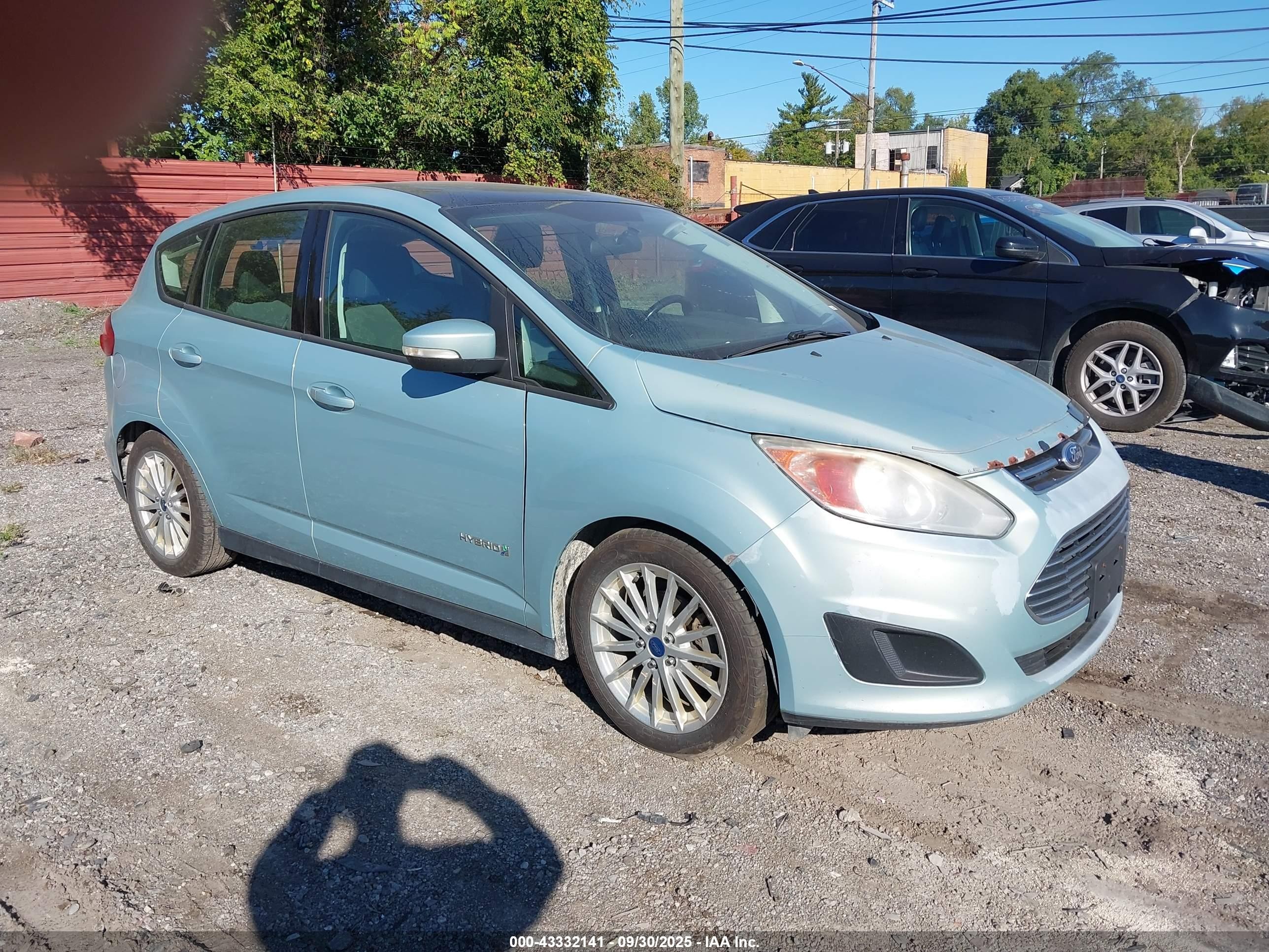 2013 Ford C-Max SE, VIN 1FADP5AU4DL504198 — Rear end