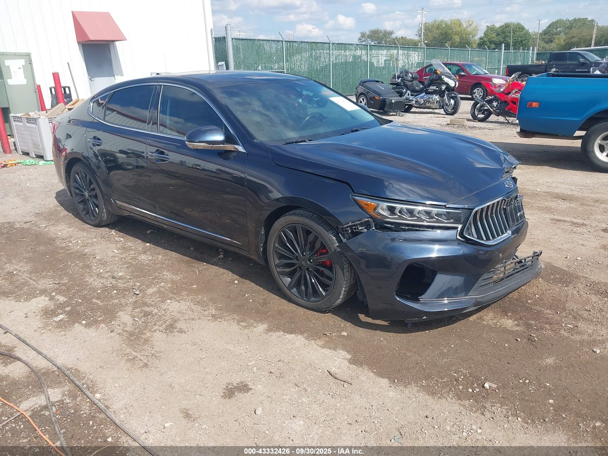 2020 Kia Cadenza Limited, VIN KNALC4J10L5219760 — Front end