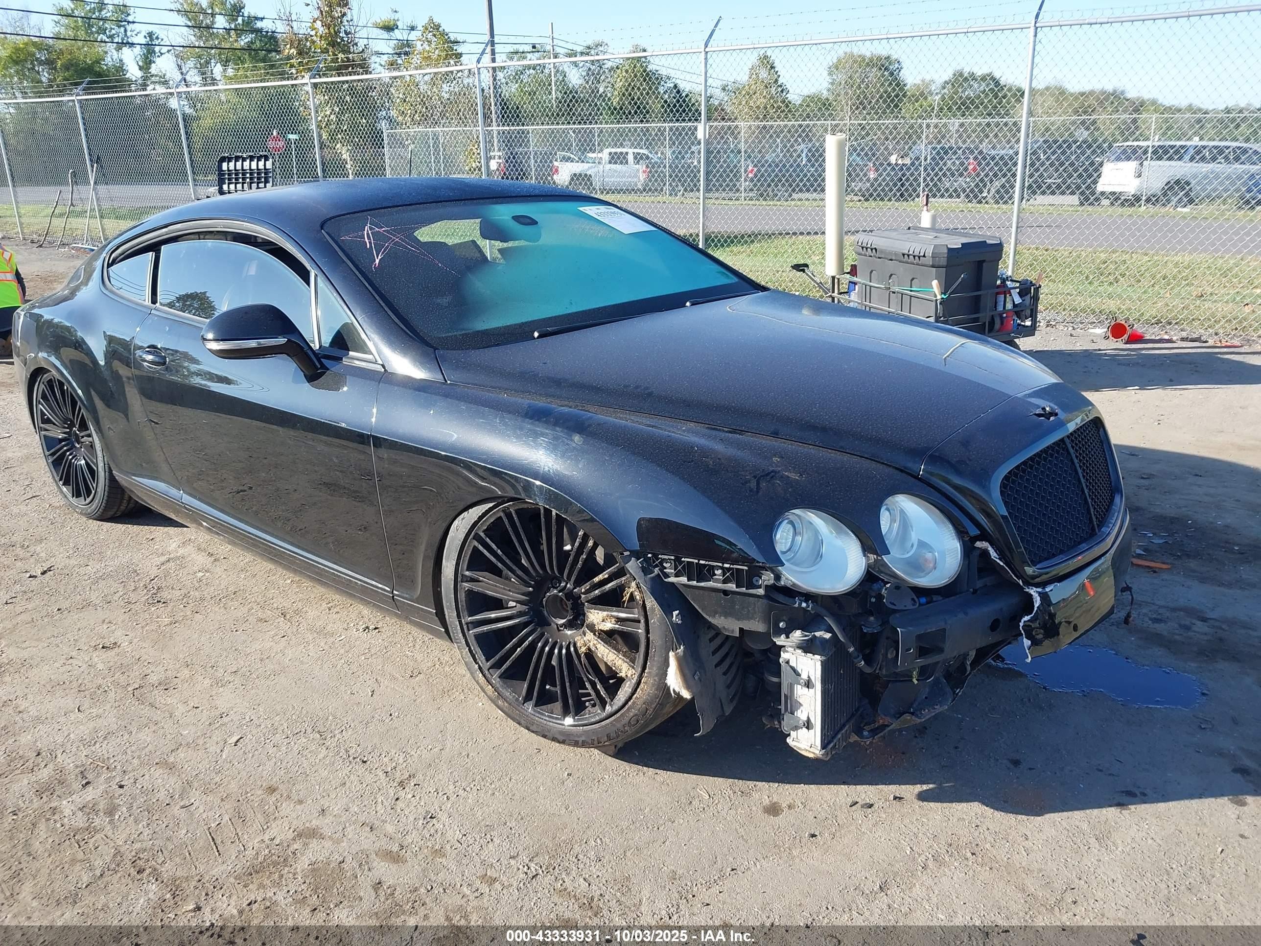 2010 Bentley Continental GT, VIN SCBCP7ZAXAC066426 — Front end