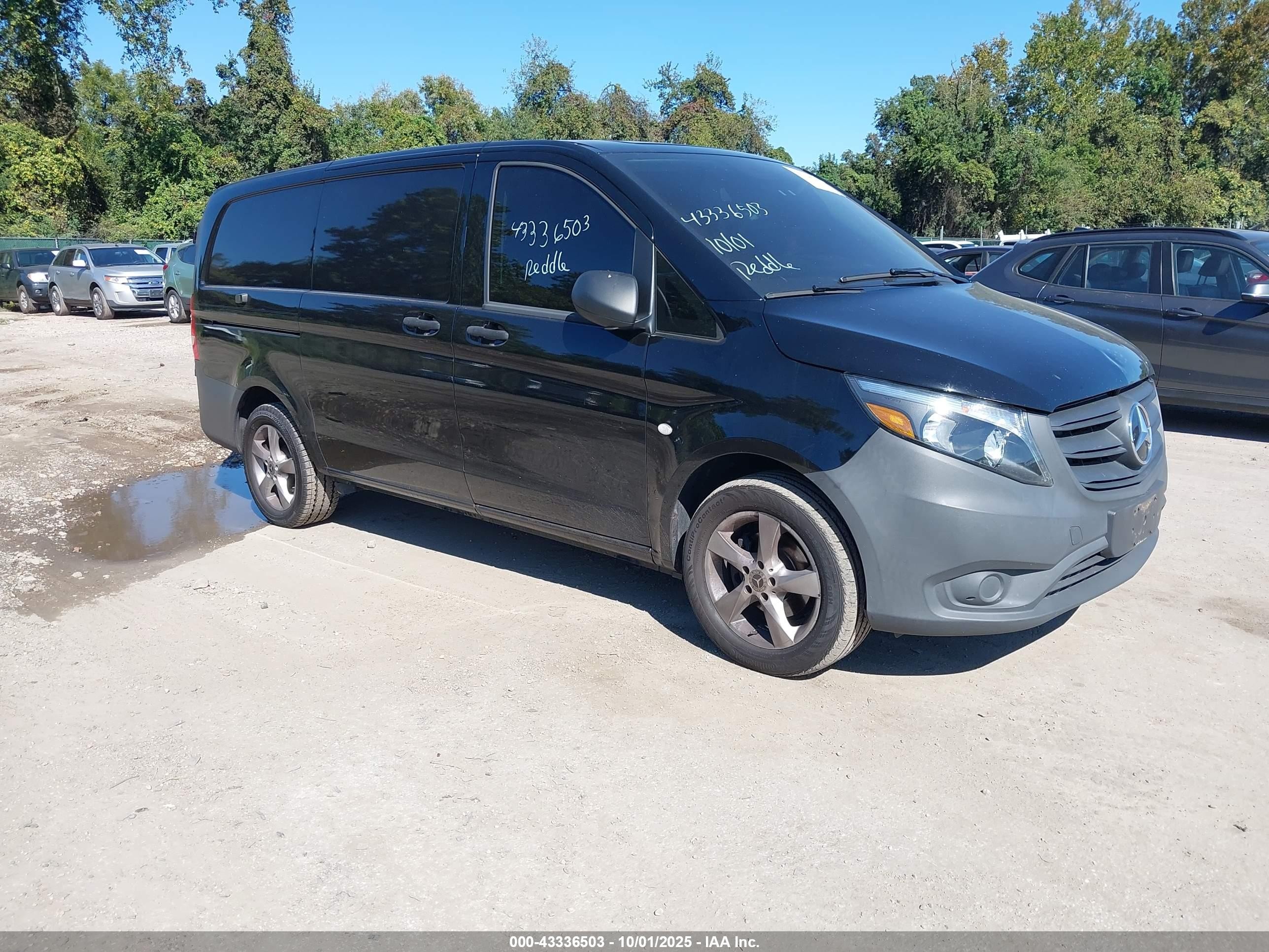 2021 Mercedes-Benz Metris Cargo, VIN W1YV0BEY1M3915648 — Фото с аукциона 1 of 18