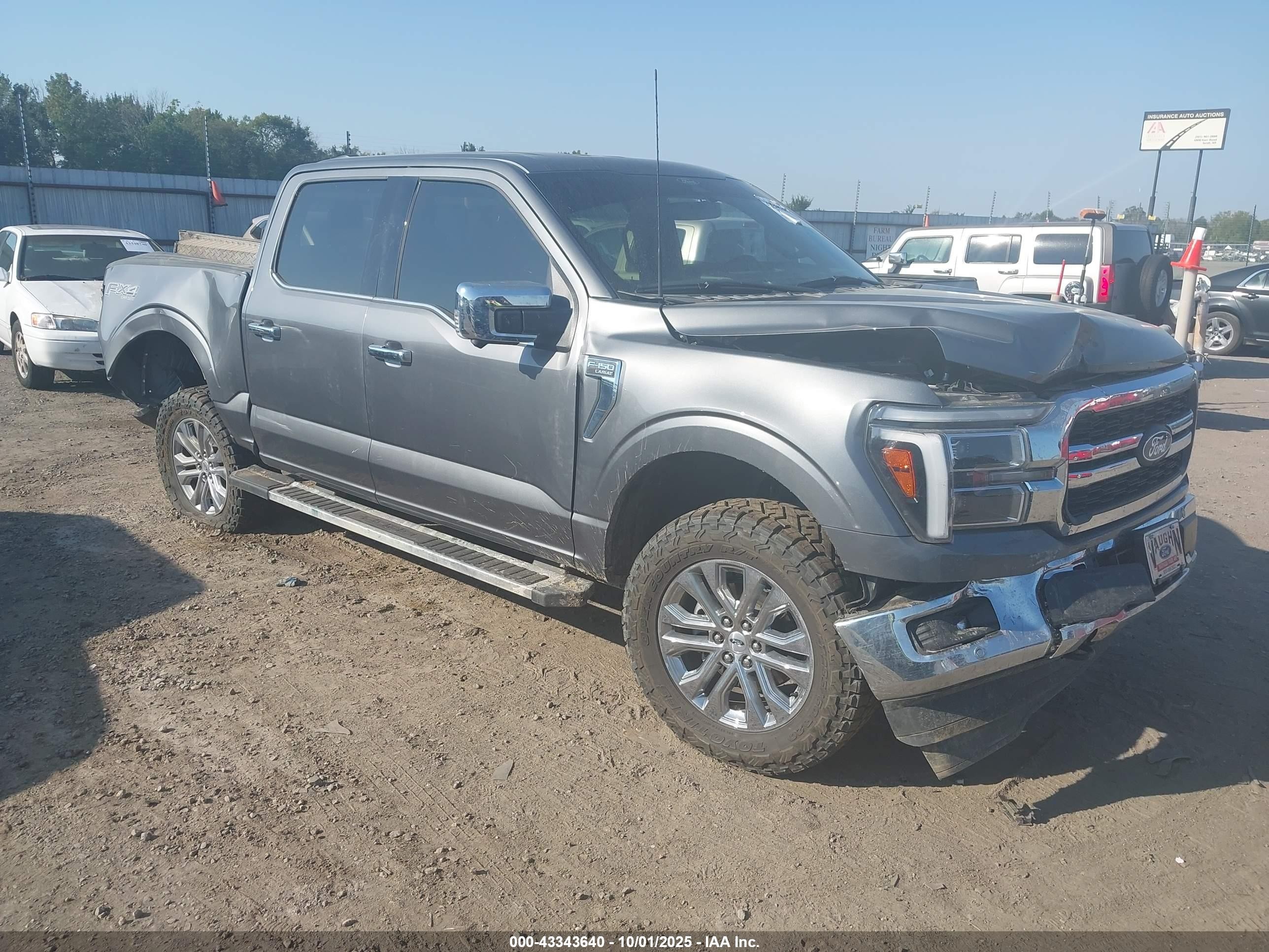 2025 Ford F-150 Lariat, VIN 1FTFW5L80SFB83262 — Зад