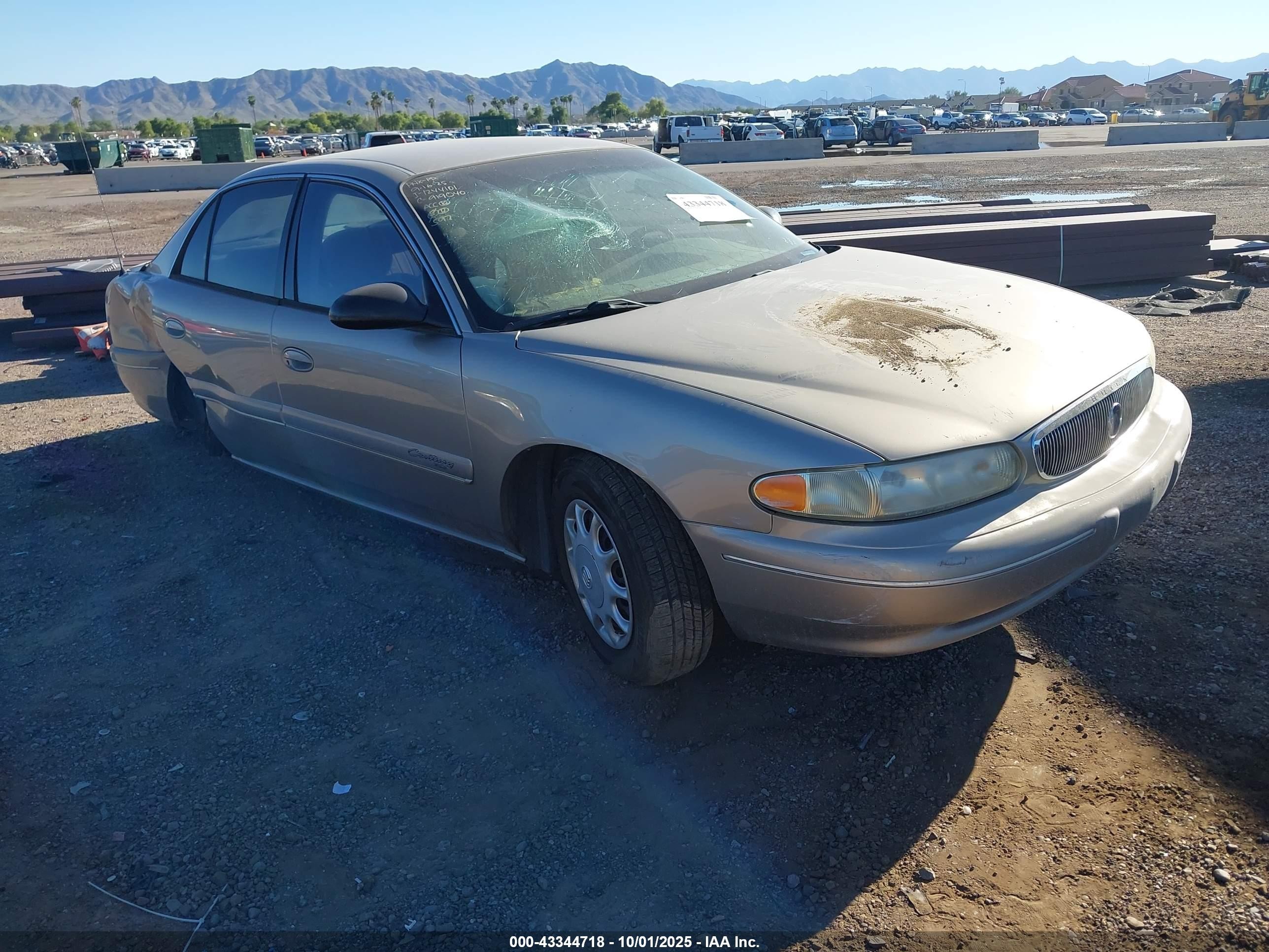 2001 Buick Century Custom, VIN 2G4WS52J611224267 — Зад
