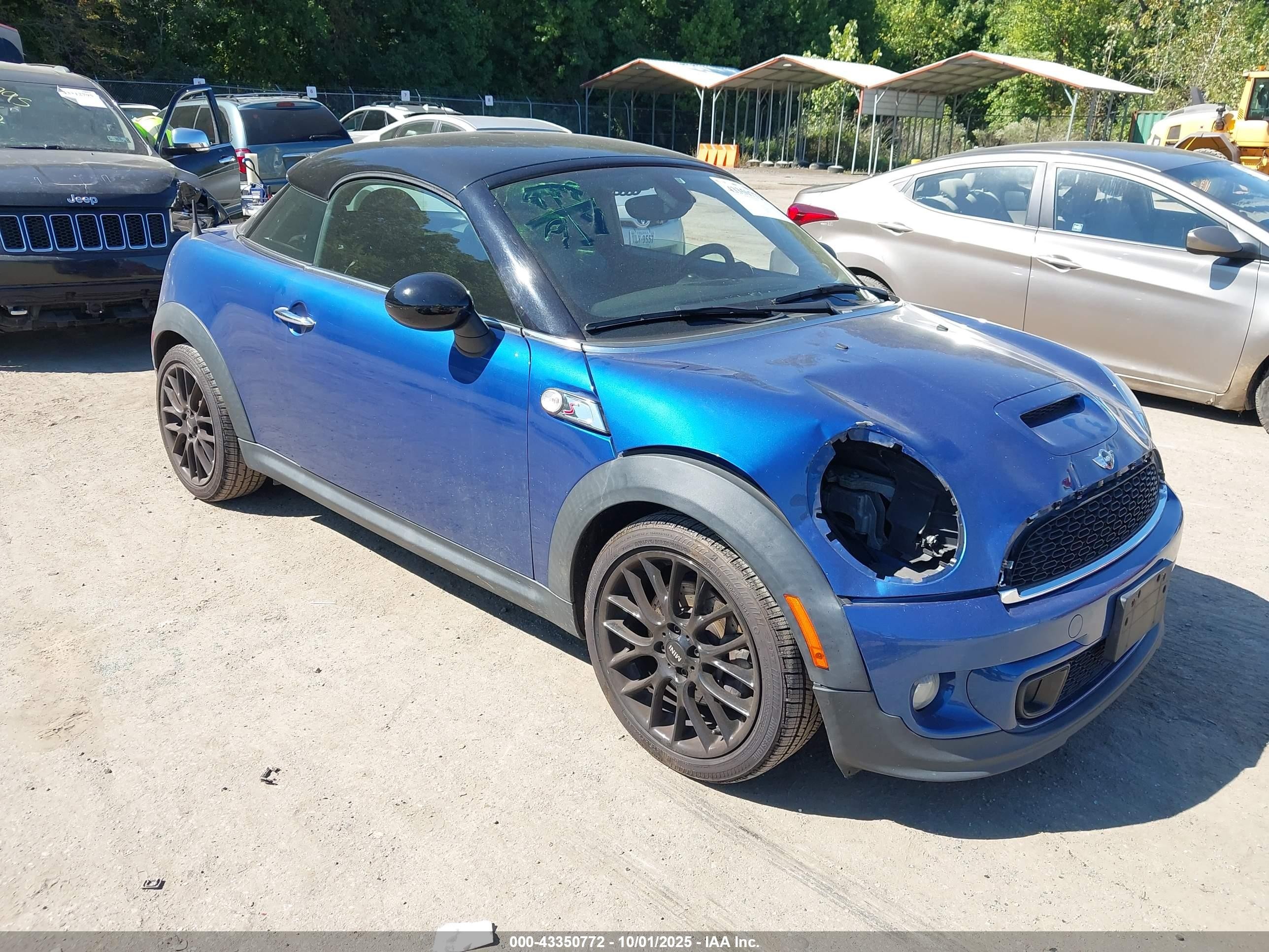 2012 MINI Coupe S, VIN WMWSX3C51CT155248 — Перед