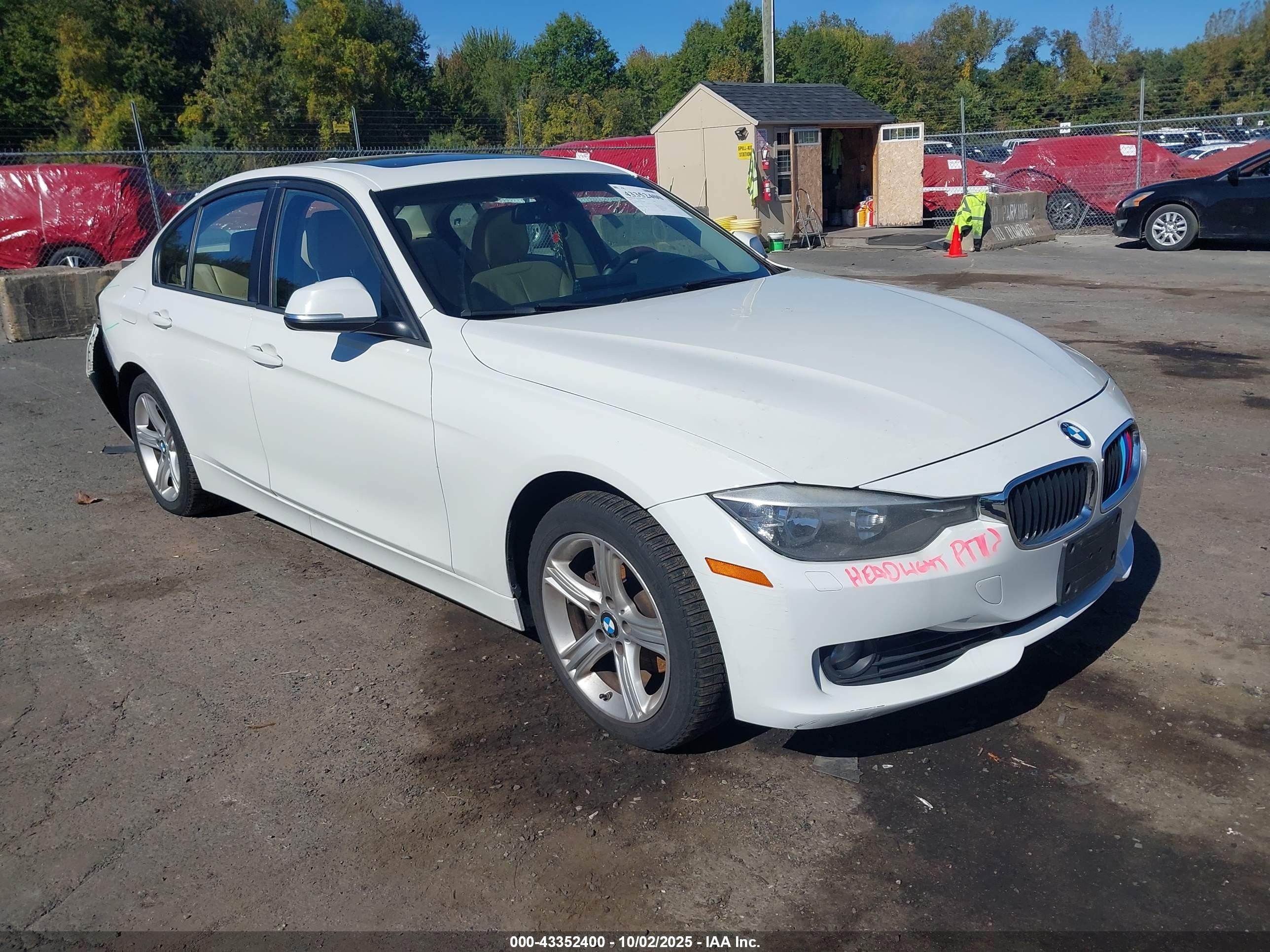 2014 BMW 3 Series 328i xDrive, VIN WBA3B5C58EP540588 — Rear end