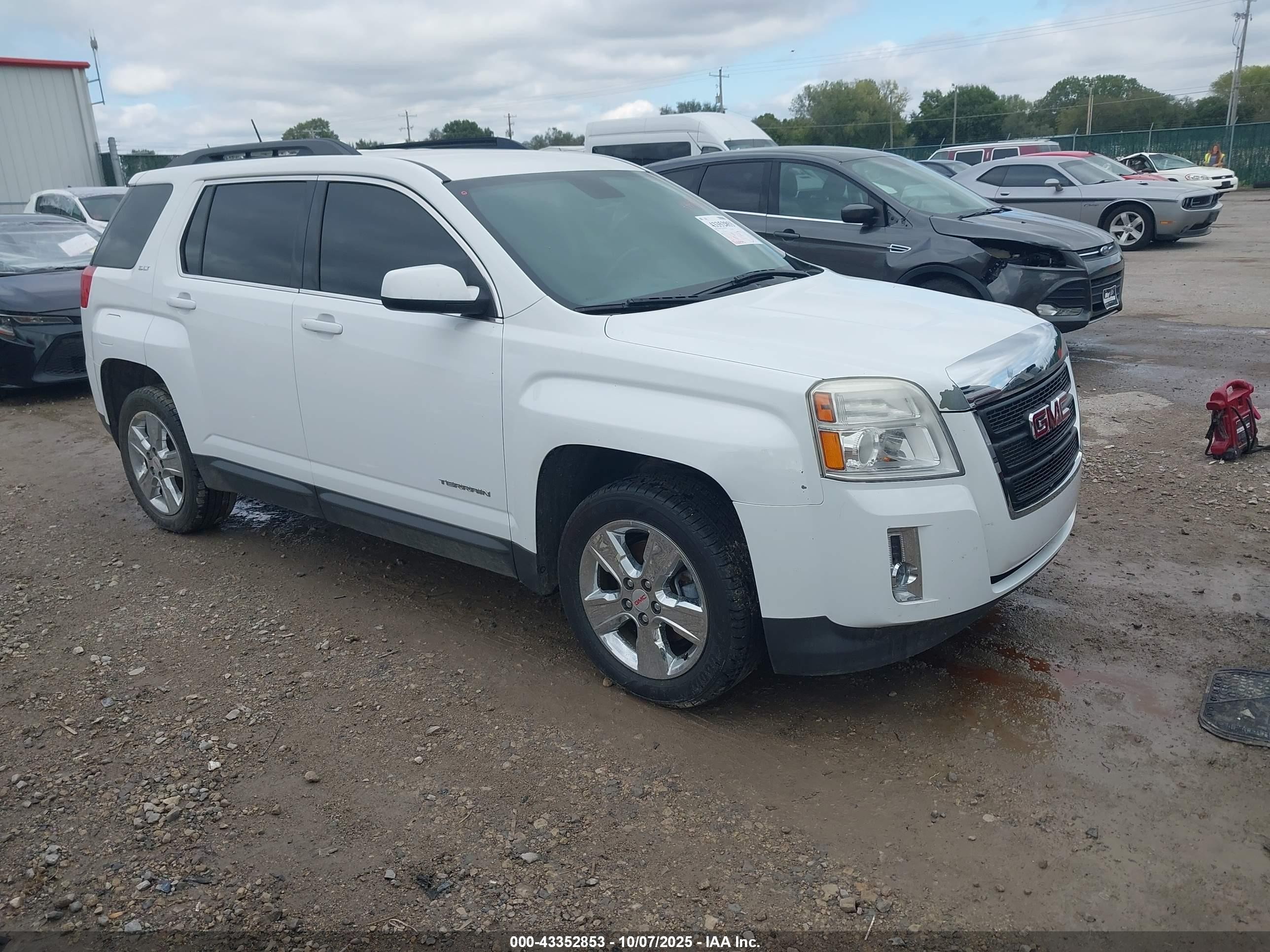2015 GMC Terrain SLT, VIN 2GKALSEK2F6150097 — Пресная вода
