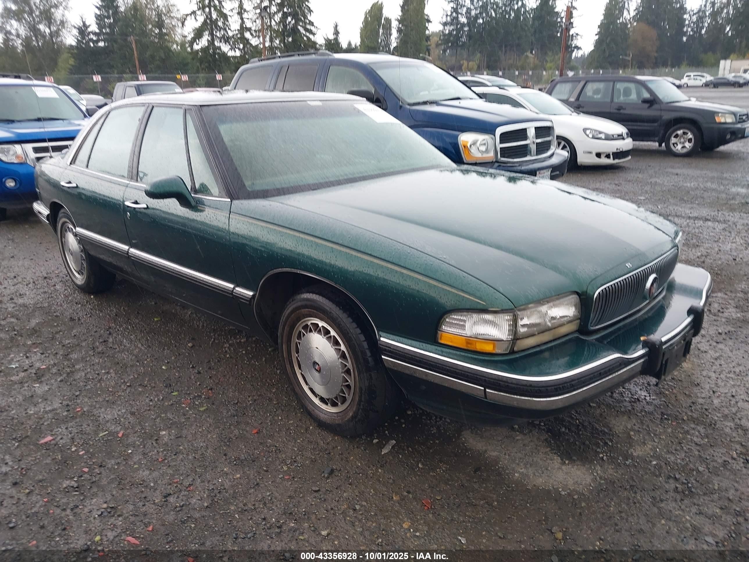 1994 Buick LeSabre Custom, VIN 1G4HP52L0RH537450 — Rear end