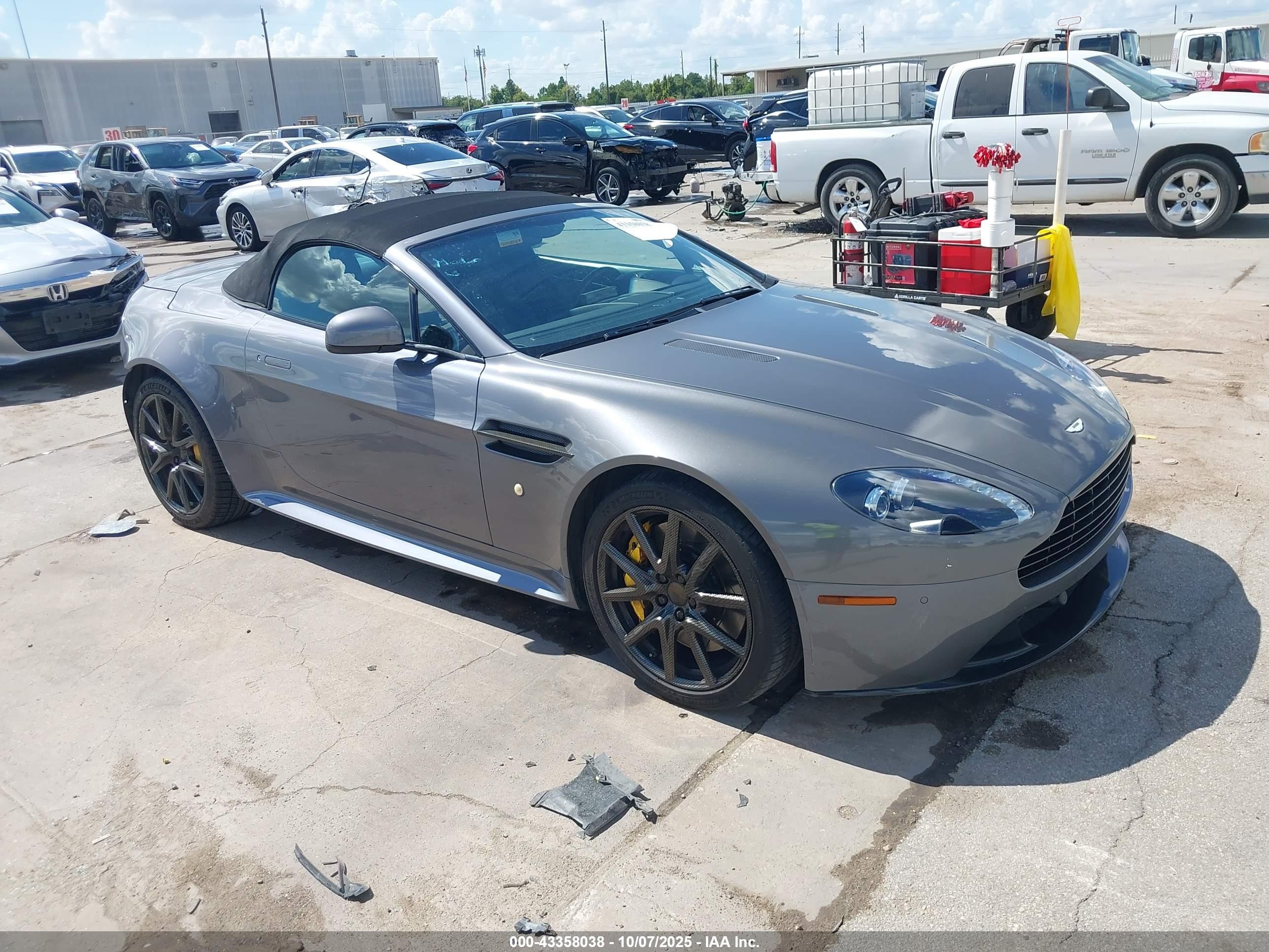 2012 Aston Martin Vantage, VIN SCFEKBEL4CGD16094 — Rear end