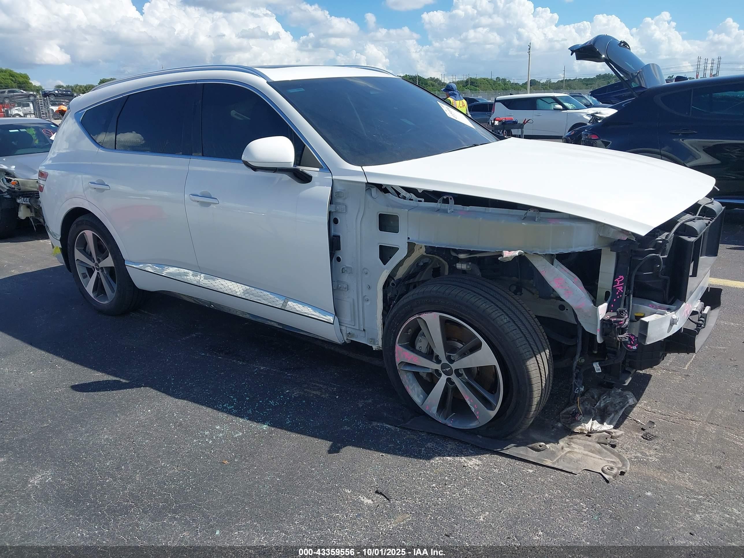 2023 Genesis GV80 Advanced Plus, VIN KMUHCESC1PU116760 — Front end