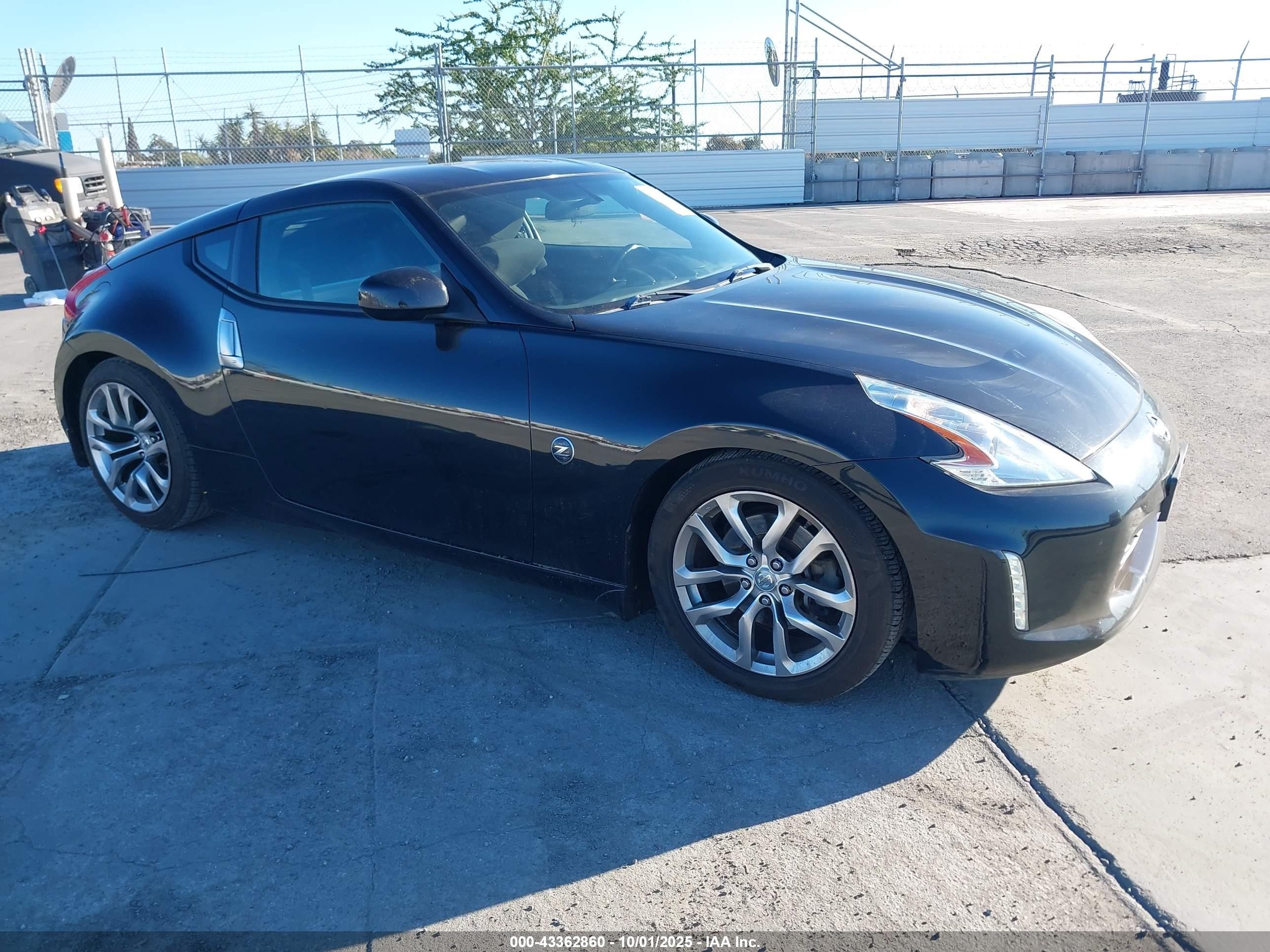 2013 Nissan 370Z, VIN JN1AZ4EH6DM381855 — Front end