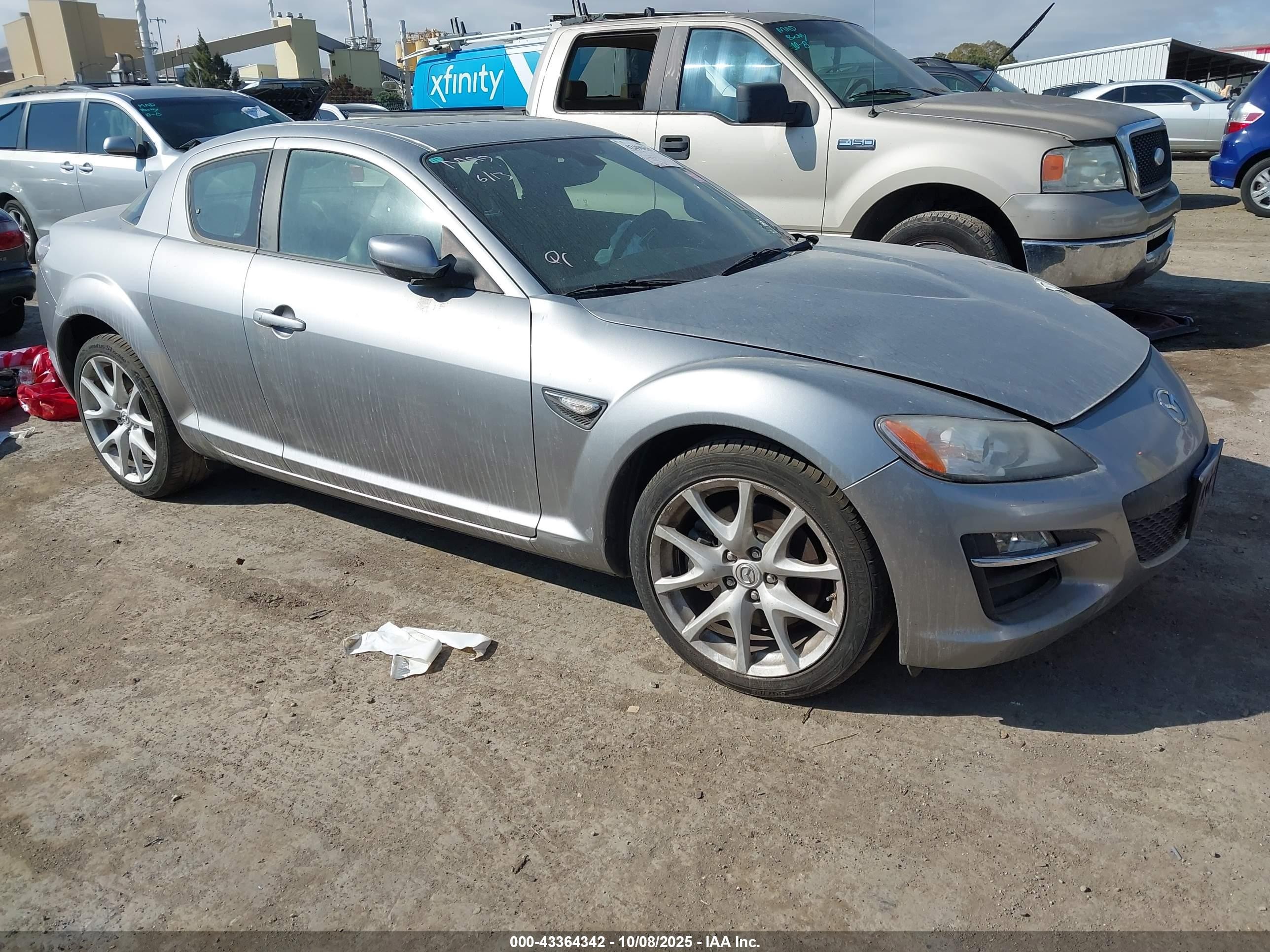 2010 Mazda RX-8, VIN JM1FE1CM5A0404025 — Front end
