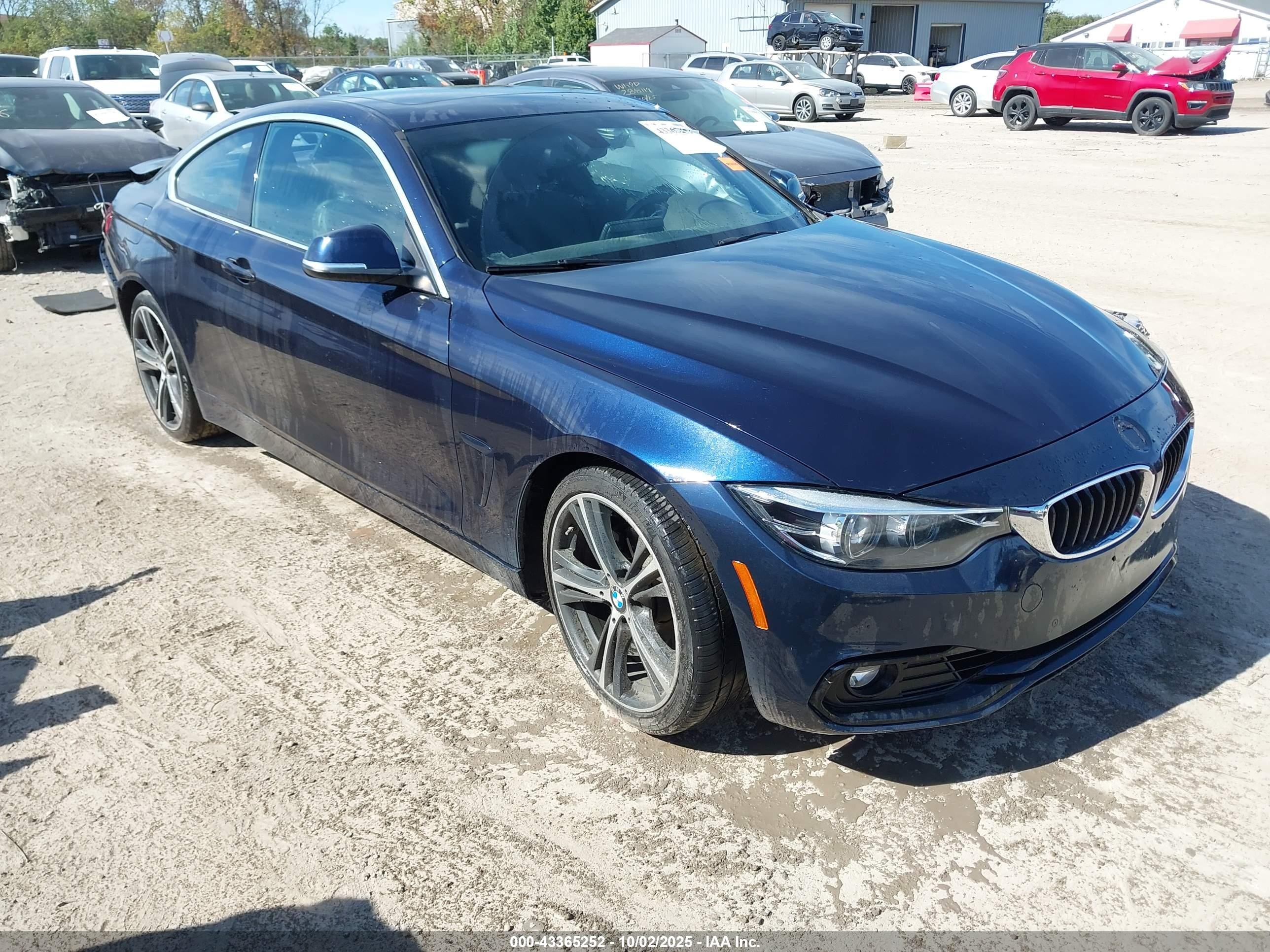 2018 BMW 4 Series 430i xDrive, VIN WBA4W5C53JAE43405 — Rear end
