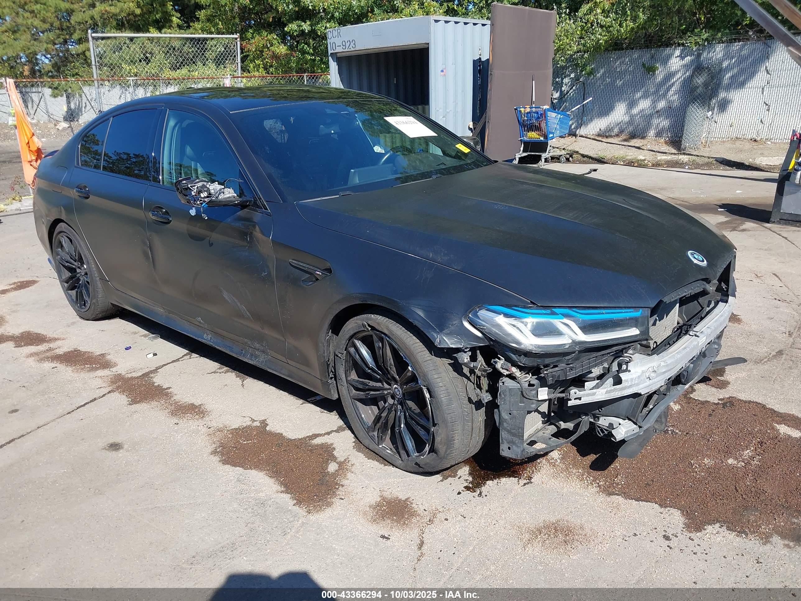 2018 BMW M5, VIN WBSJF0C54JB283818 — Перед