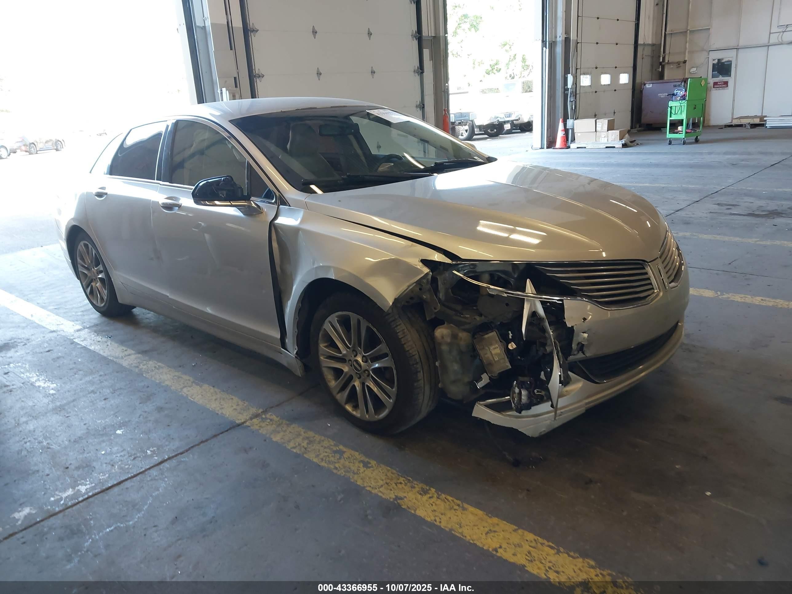2014 Lincoln MKZ, VIN 3LN6L2G97ER835467 — Biohazard / chemical