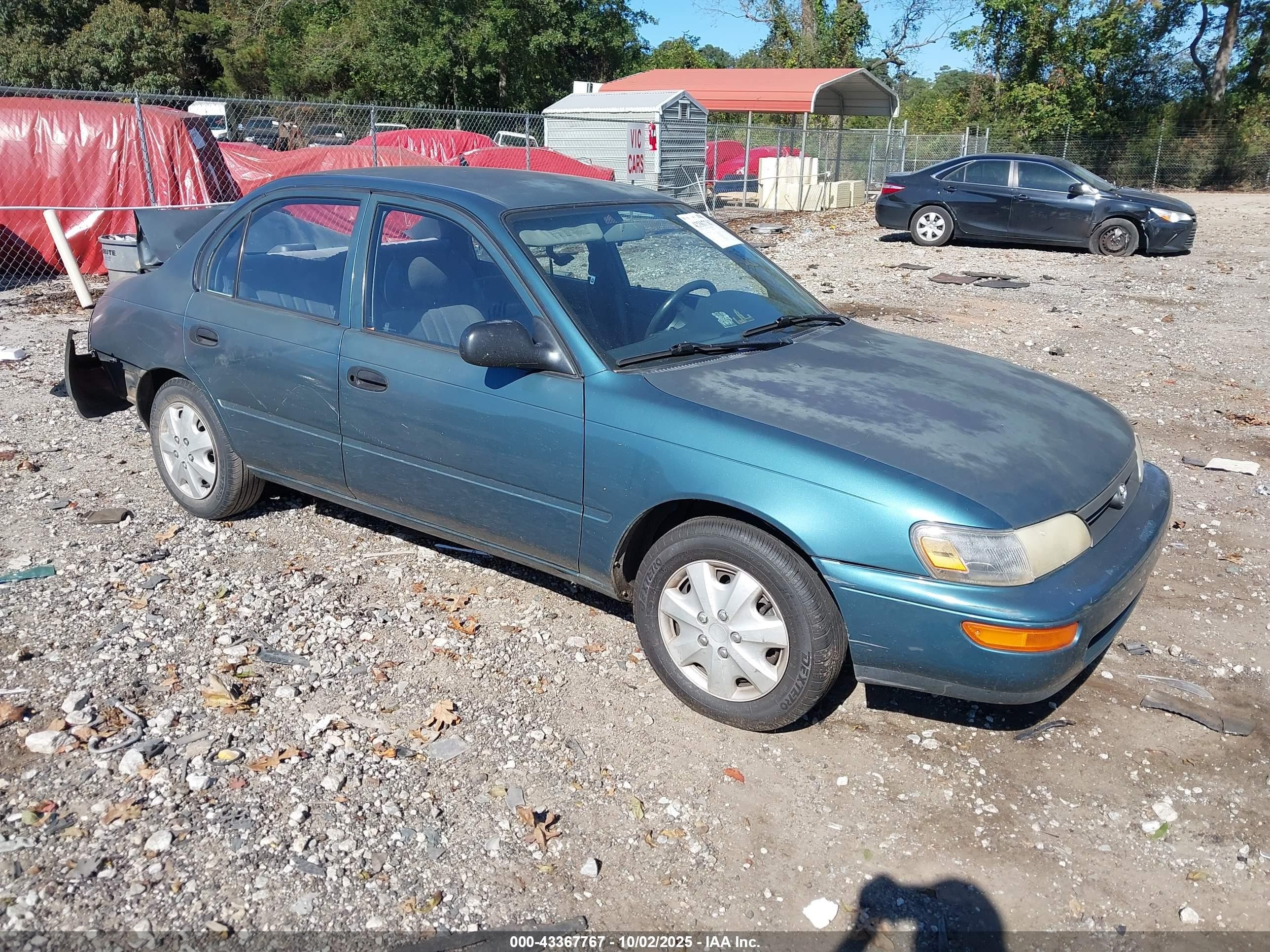 1995 Toyota Corolla, VIN 2T1AE04BXSC073581 — Rear end