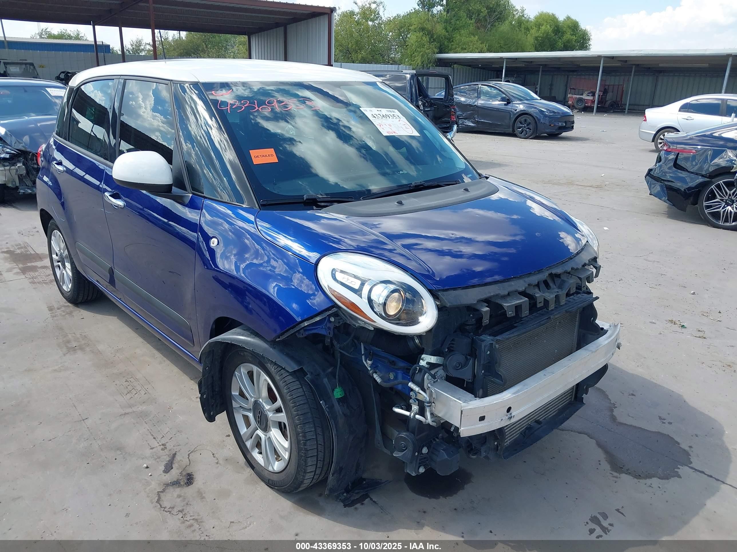 2020 FIAT 500L Pop, VIN ZFBNFAAH1LZ042713 — Front end