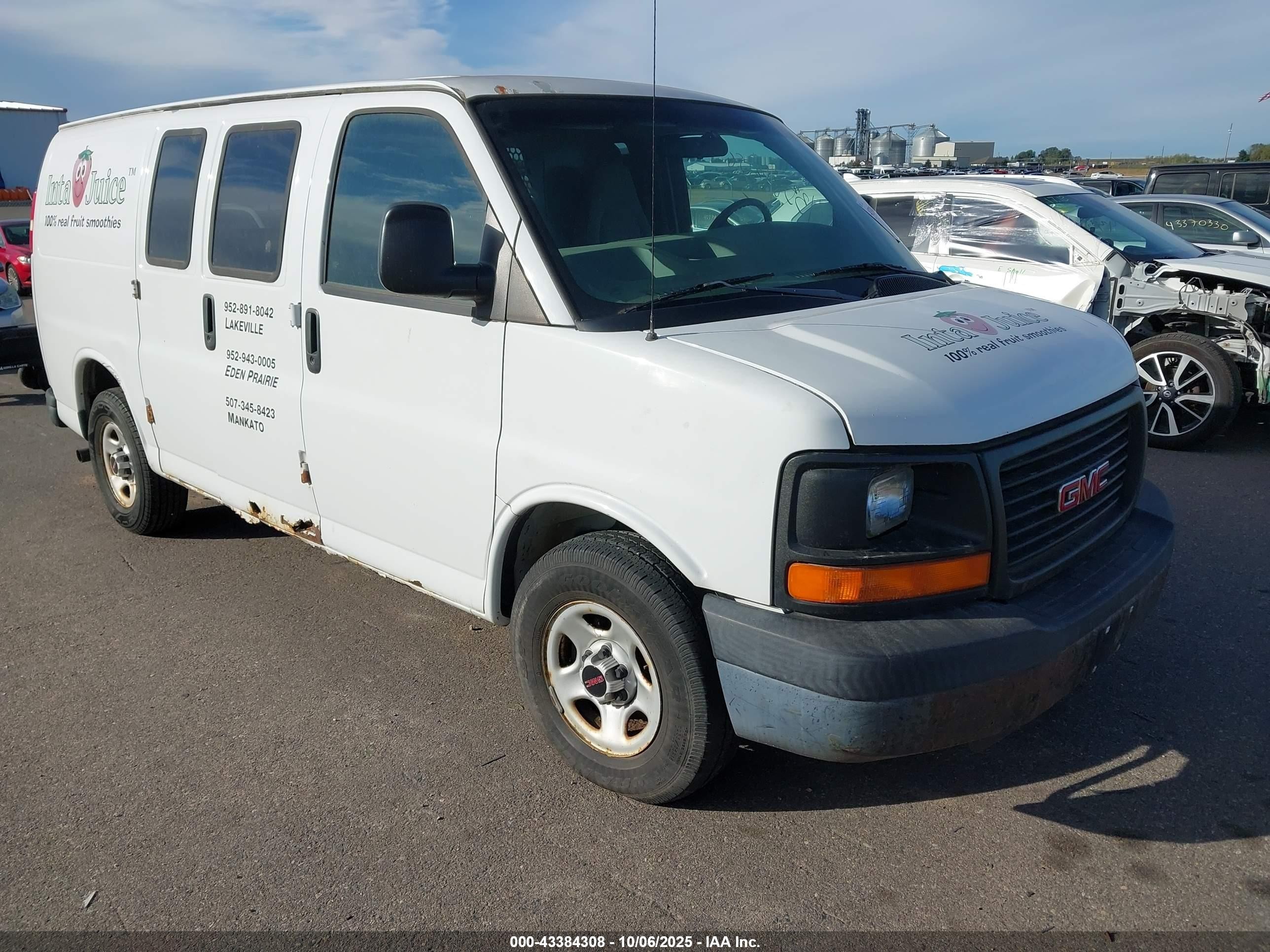 2005 GMC Savana, VIN 1GTFH15T151127403 — All over