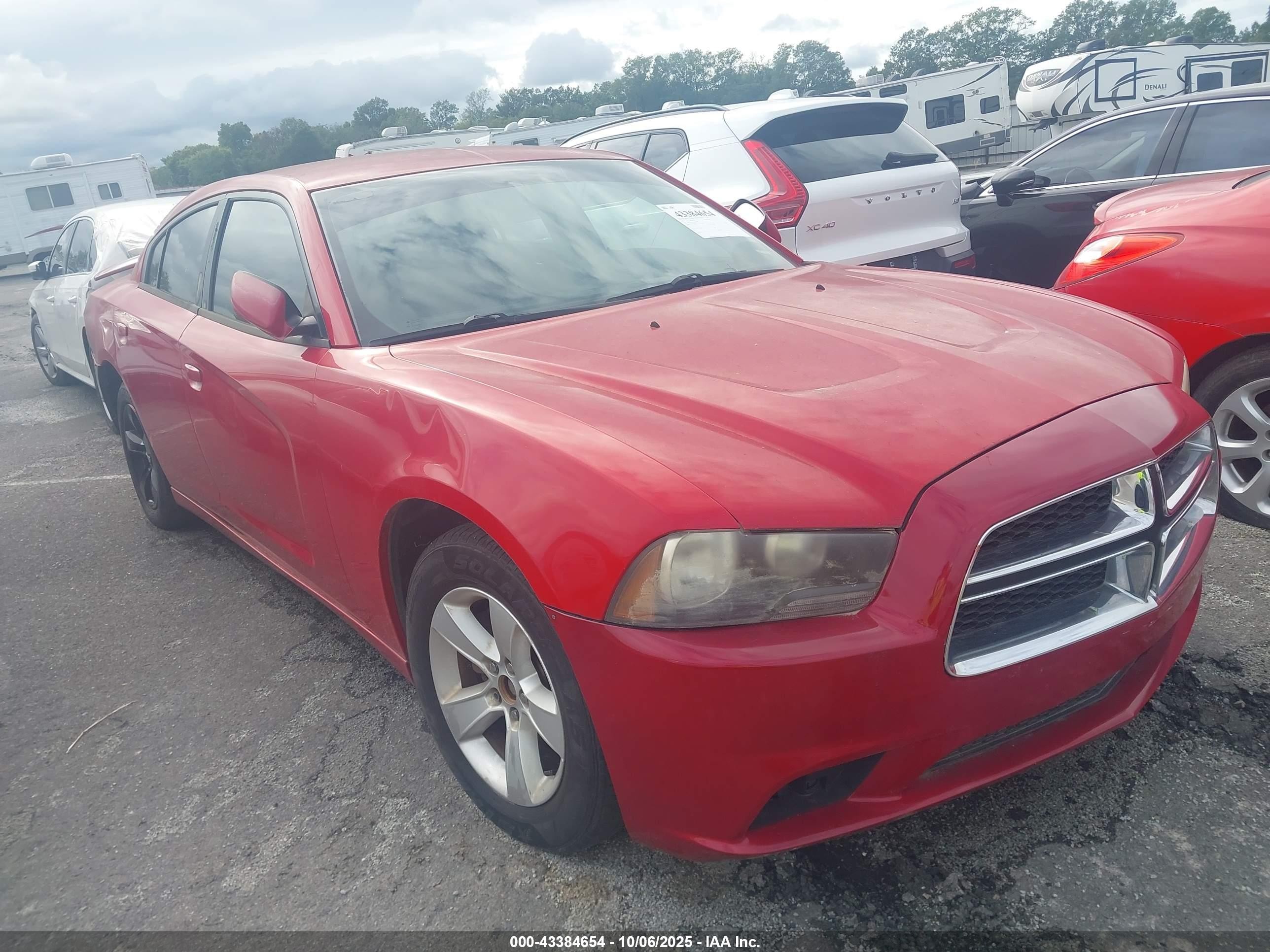 2011 Dodge Charger Rallye, VIN 2B3CL3CG0BH504238 — Rear end