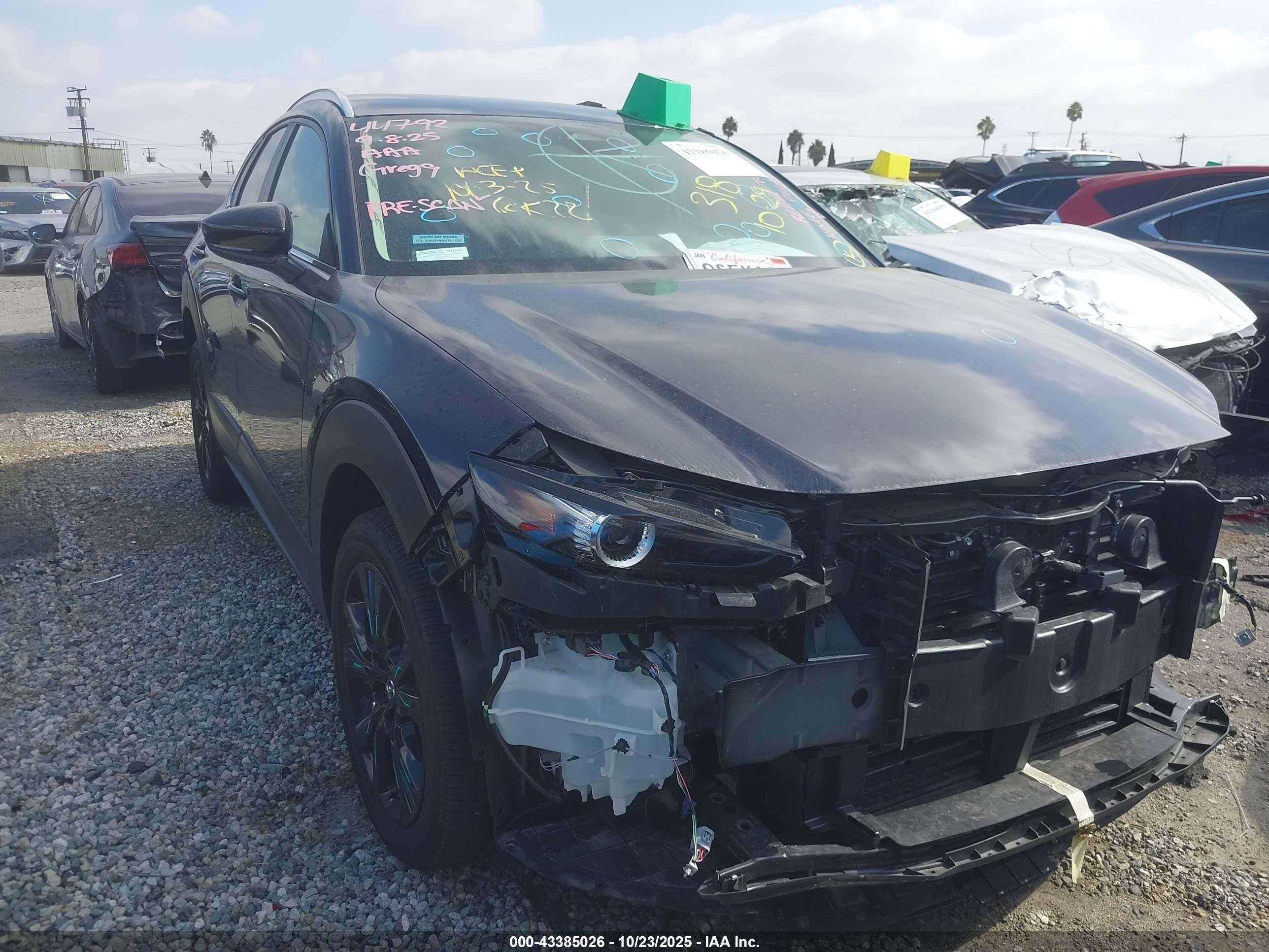 2025 Mazda CX-30 S Select Sport, VIN 3MVDMBBM4SM772985 — Front end