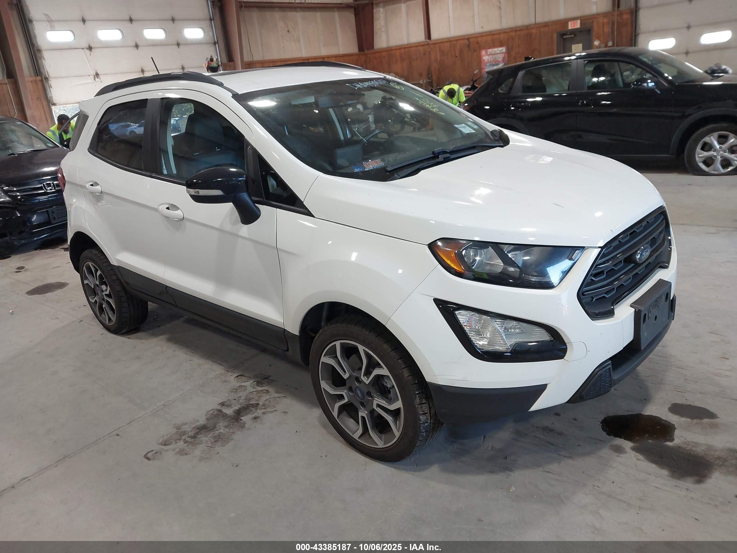 2019 Ford EcoSport SES, VIN MAJ6S3JL1KC309627 — Rear end