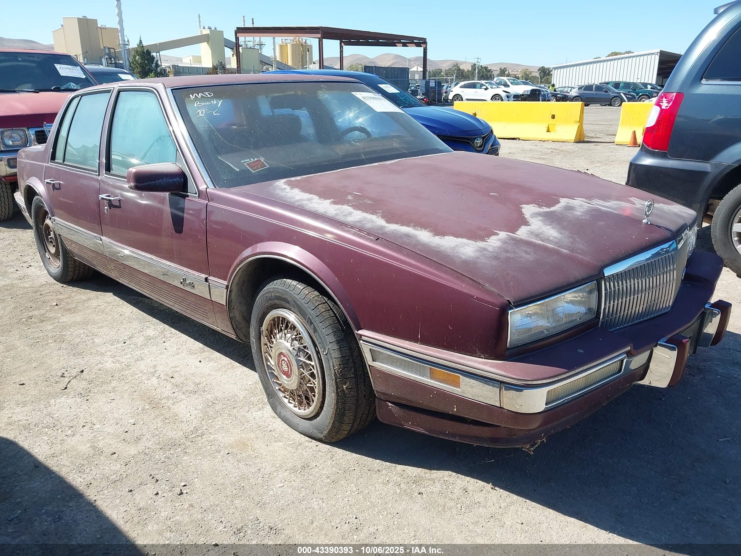 1990 Cadillac Seville, VIN 1G6KS5339LU819126 — Normal wear