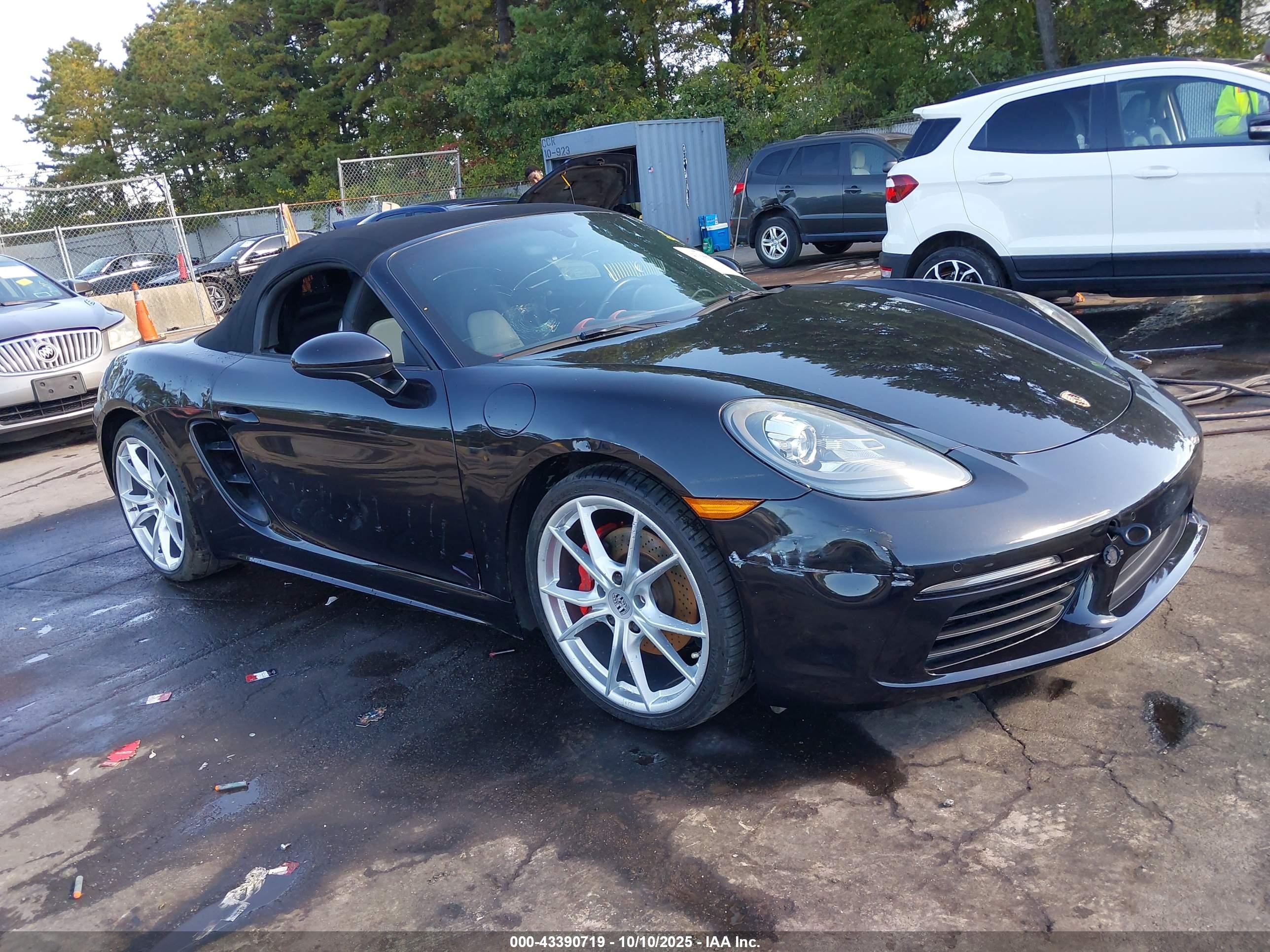 2018 Porsche 718 Boxster, VIN WP0CA2A88JS210426 — Vandalism