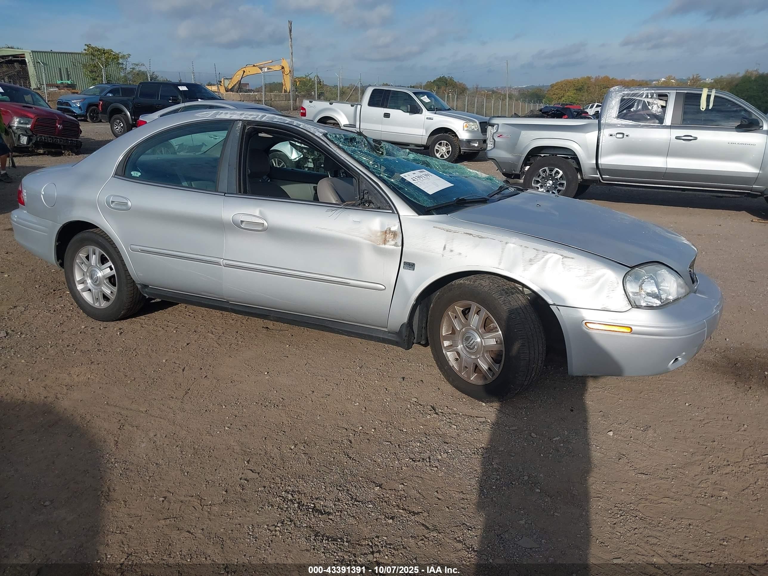 2005 Mercury Sable LS, VIN 1MEHM55S05A621088 — Перед