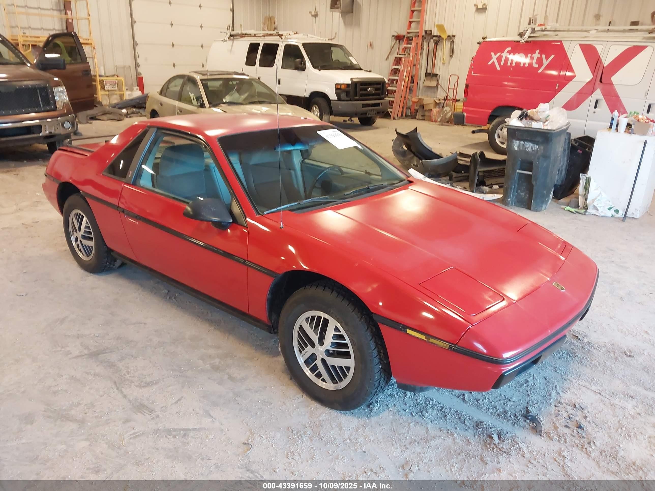 1984 Pontiac Fiero GT, VIN 1G2AM37RXEP308942 — Normal wear