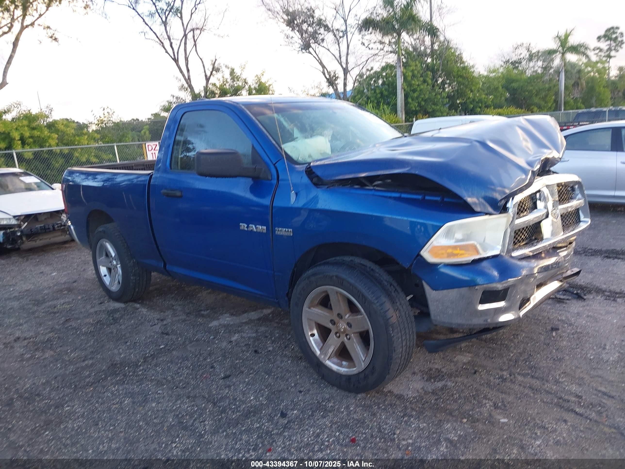 2009 Dodge RAM, VIN 1D3HB16T29J512202 — Front end