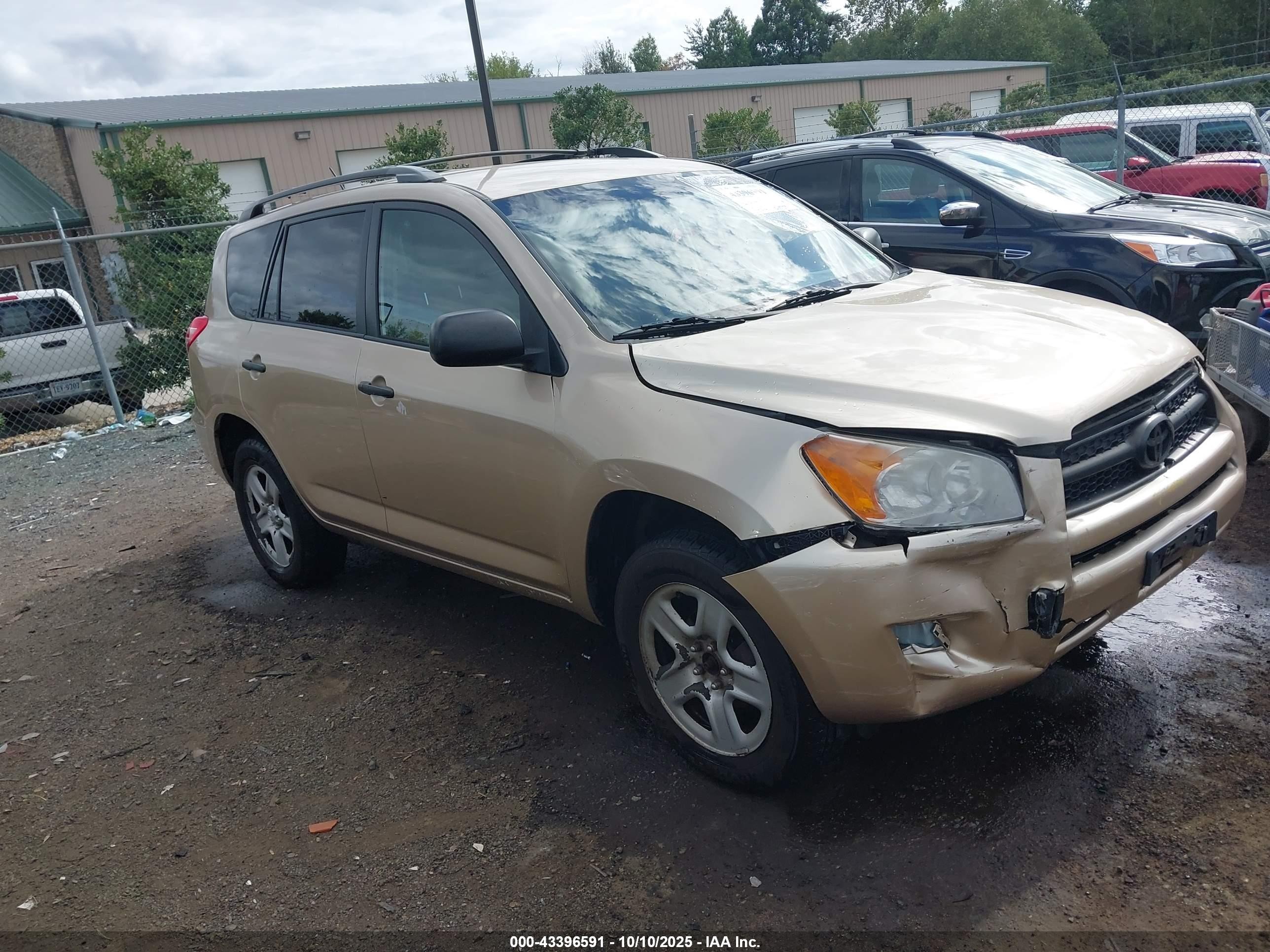 2011 Toyota RAV4, VIN 2T3BF4DV5BW169210 — Front end