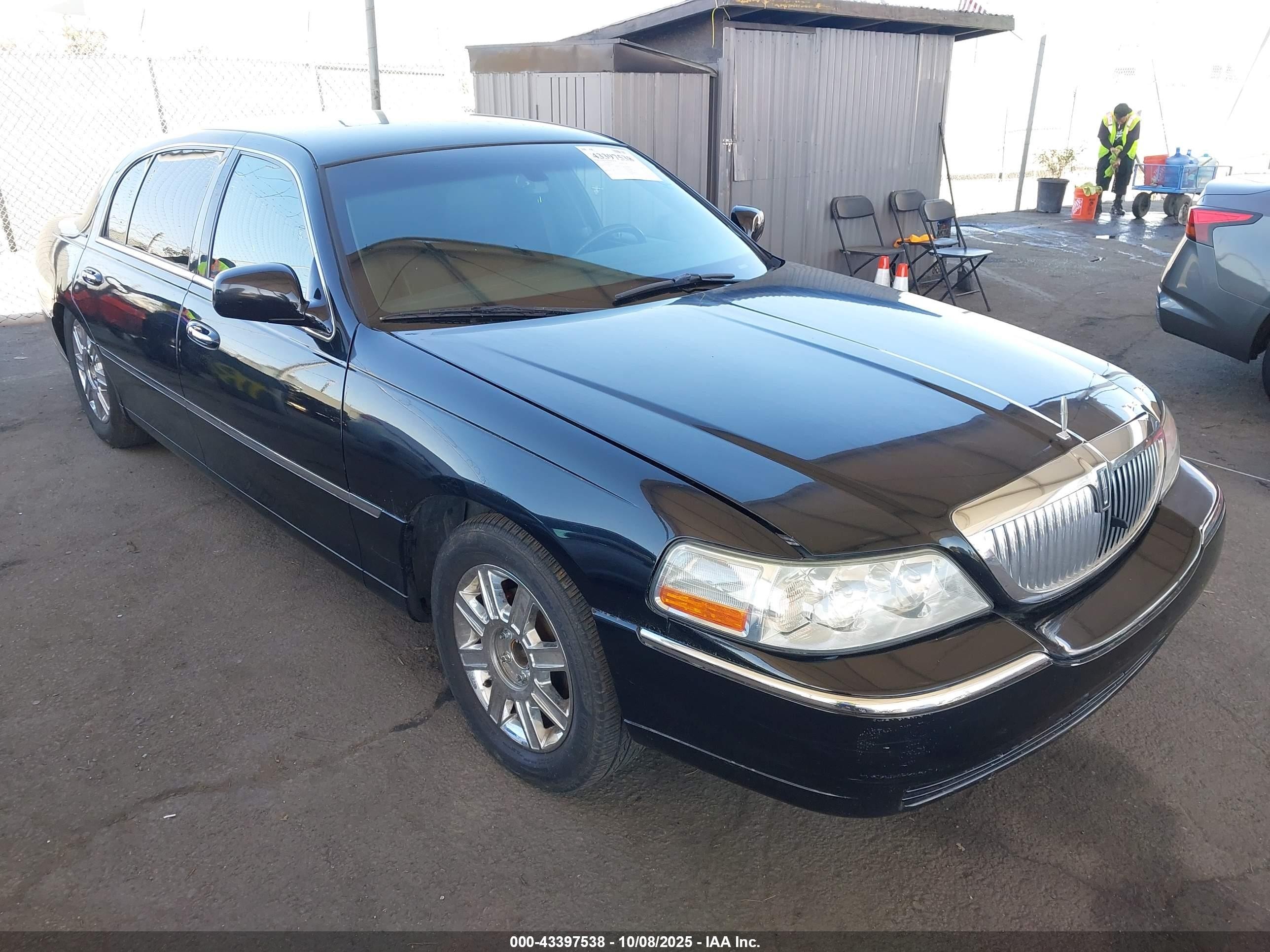 2011 Lincoln Town Car Executive L, VIN 2LNBL8EV8BX754931 — Theft recovery